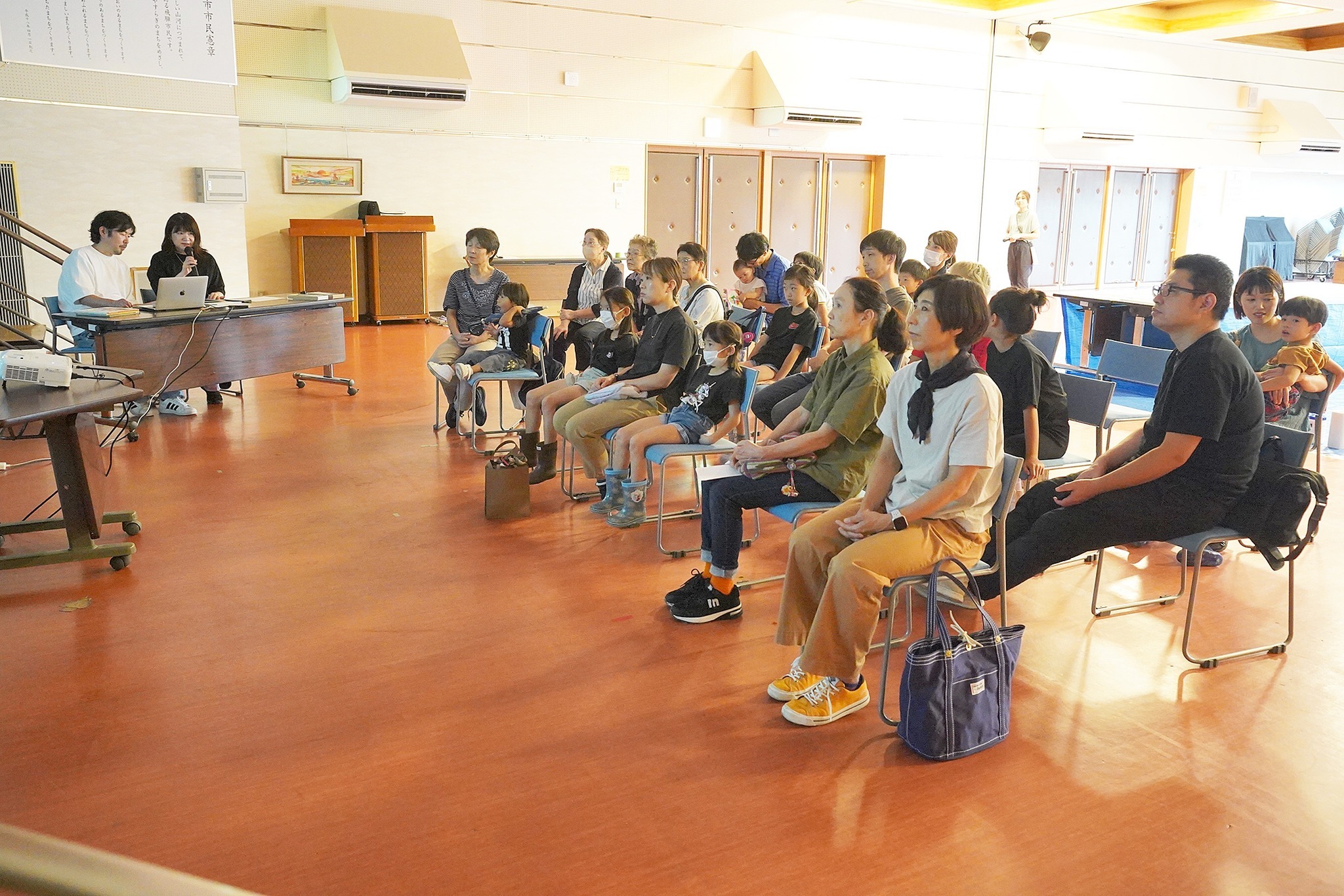 絵本のワンシーンを彩るワークショップを開催