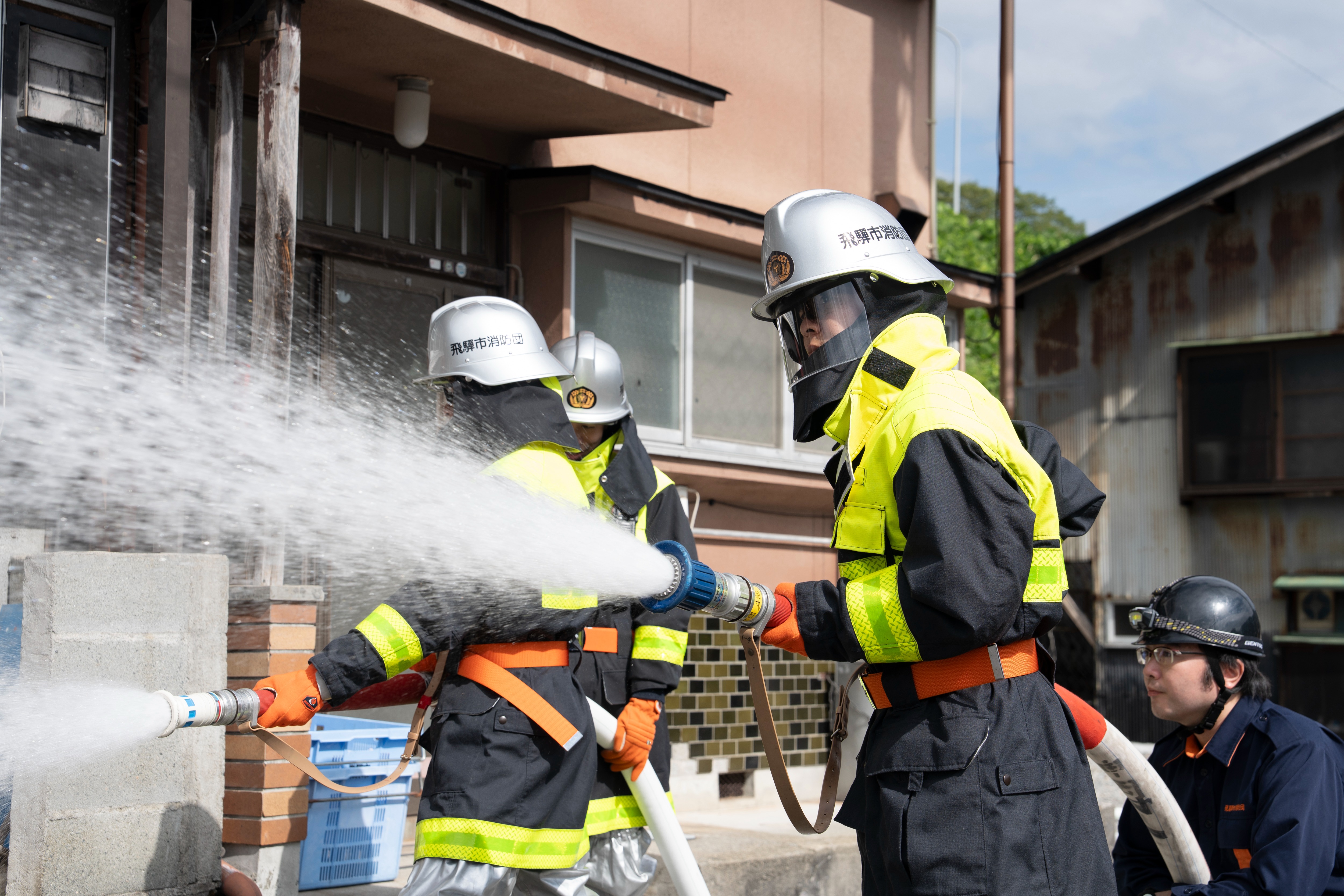 飛騨市消防団神岡方面隊が消防訓練を実施