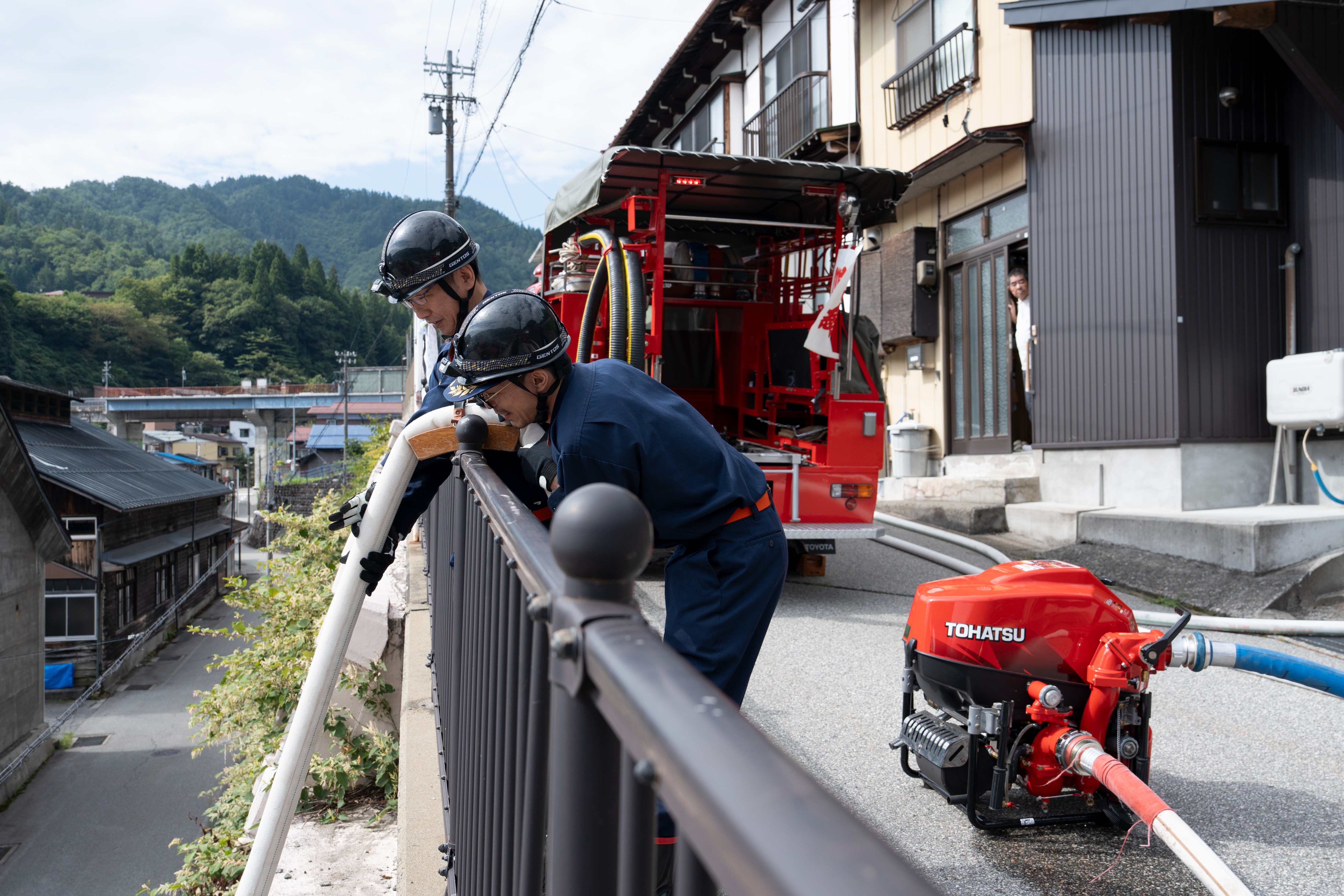 飛騨市消防団神岡方面隊が消防訓練を実施