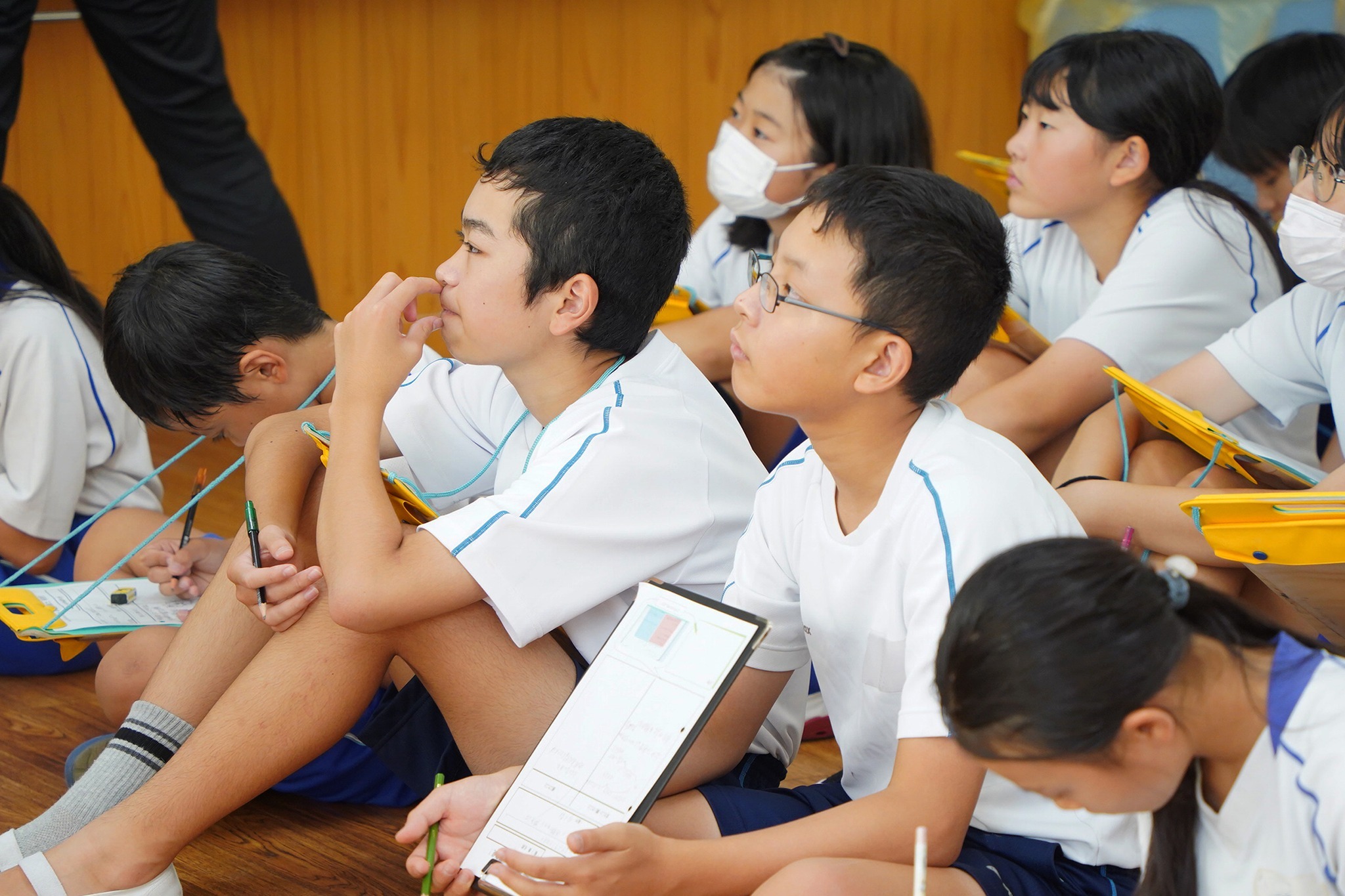 古川西小学校の6年生児童に「ヒダスケ！」を紹介