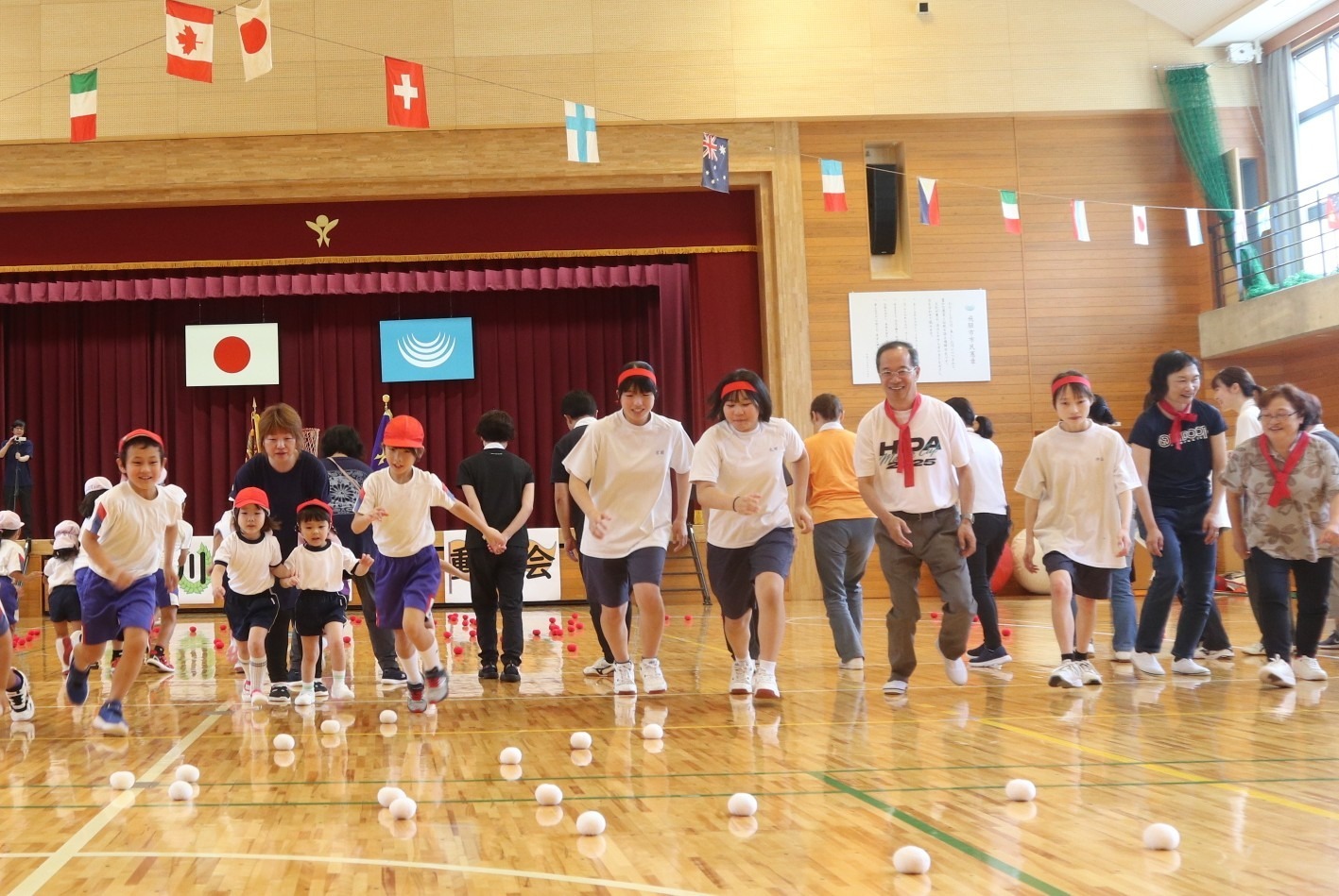 「宮川町大運動会」に今年初めて宮川保育園の園児らが加わりました