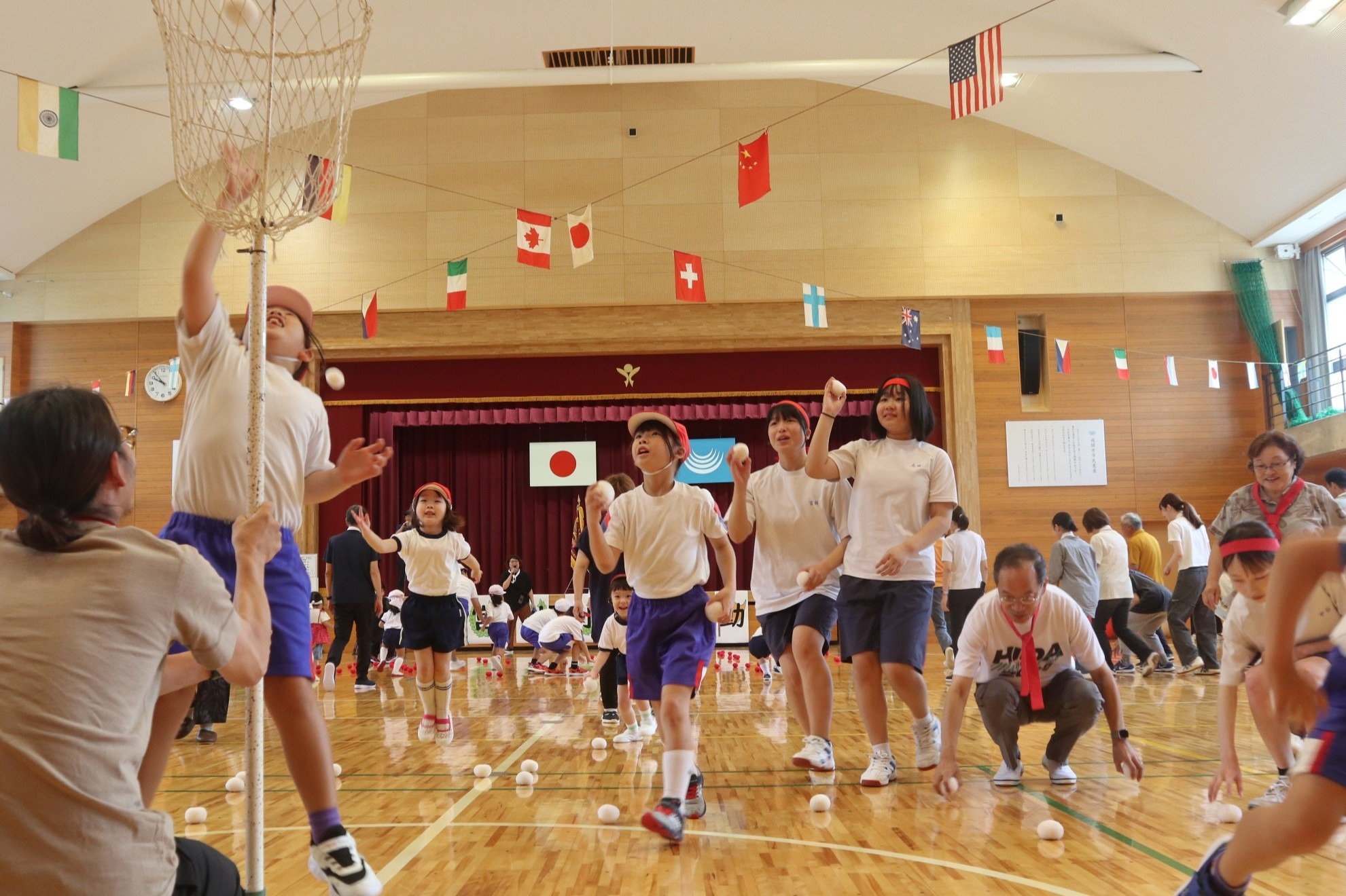 「宮川町大運動会」に今年初めて宮川保育園の園児らが加わりました