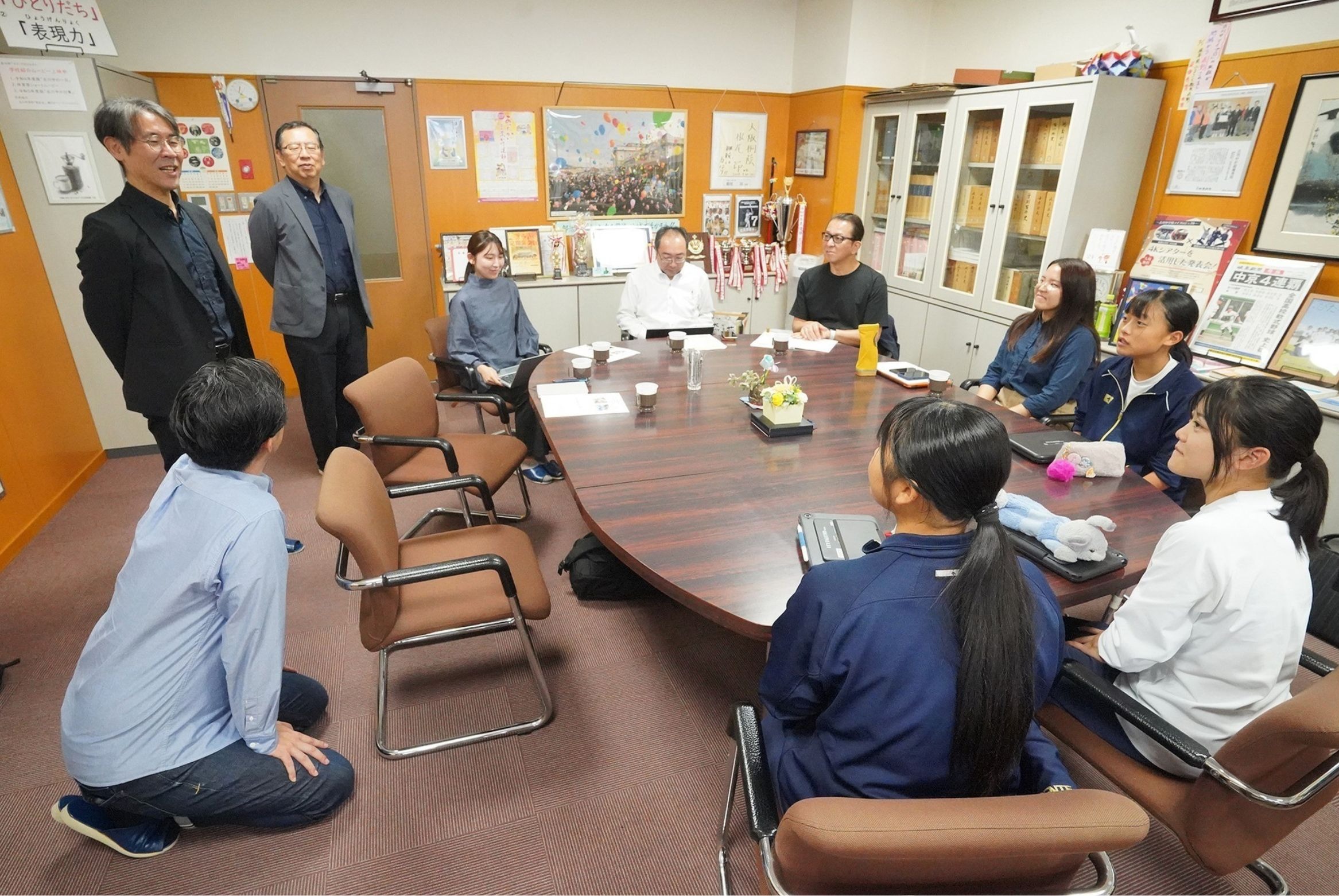 古川中学校の生徒が対話型AIキャラクターの開発に協力