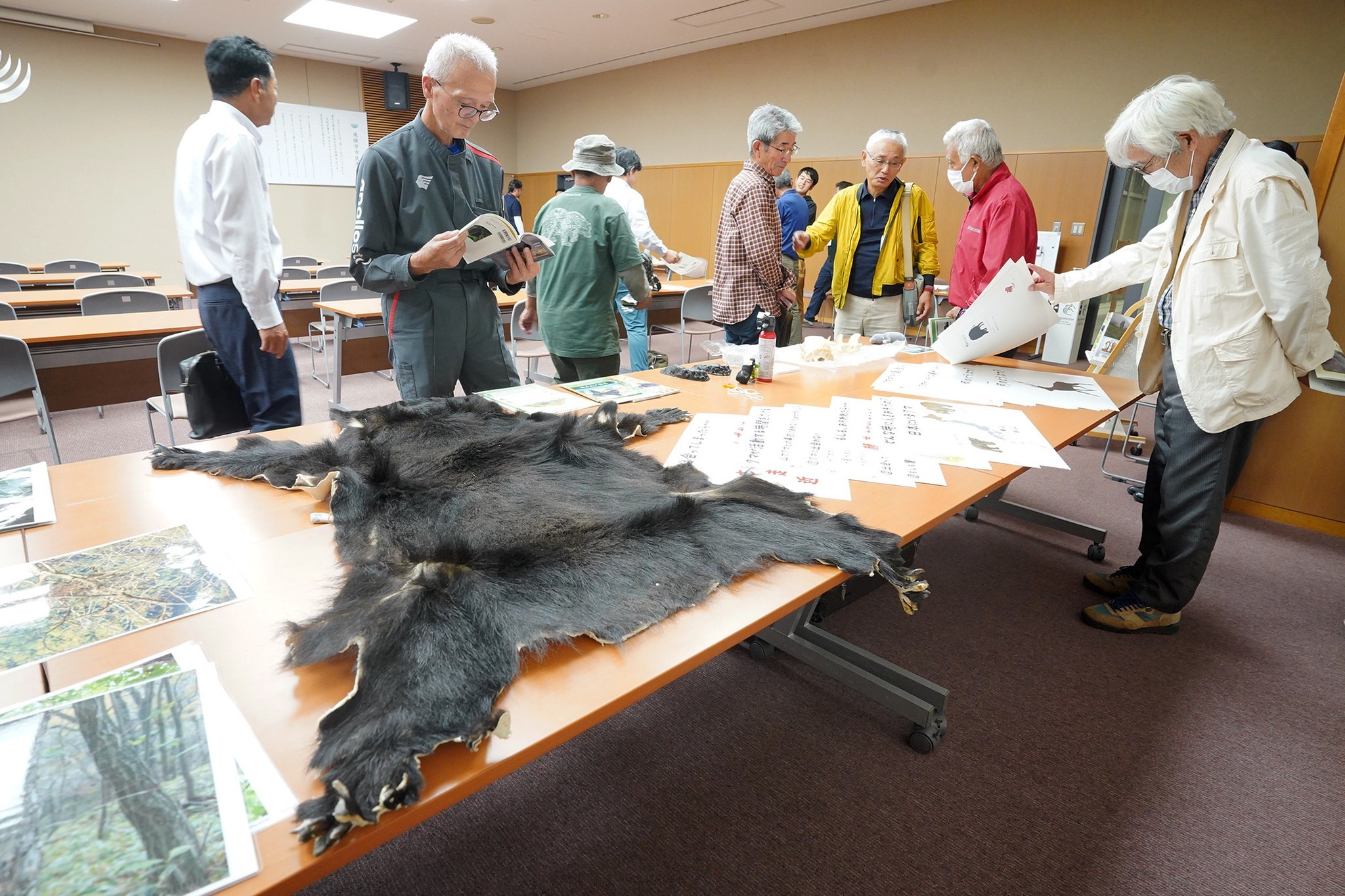 クマ被害への対策を考える研修会を実施