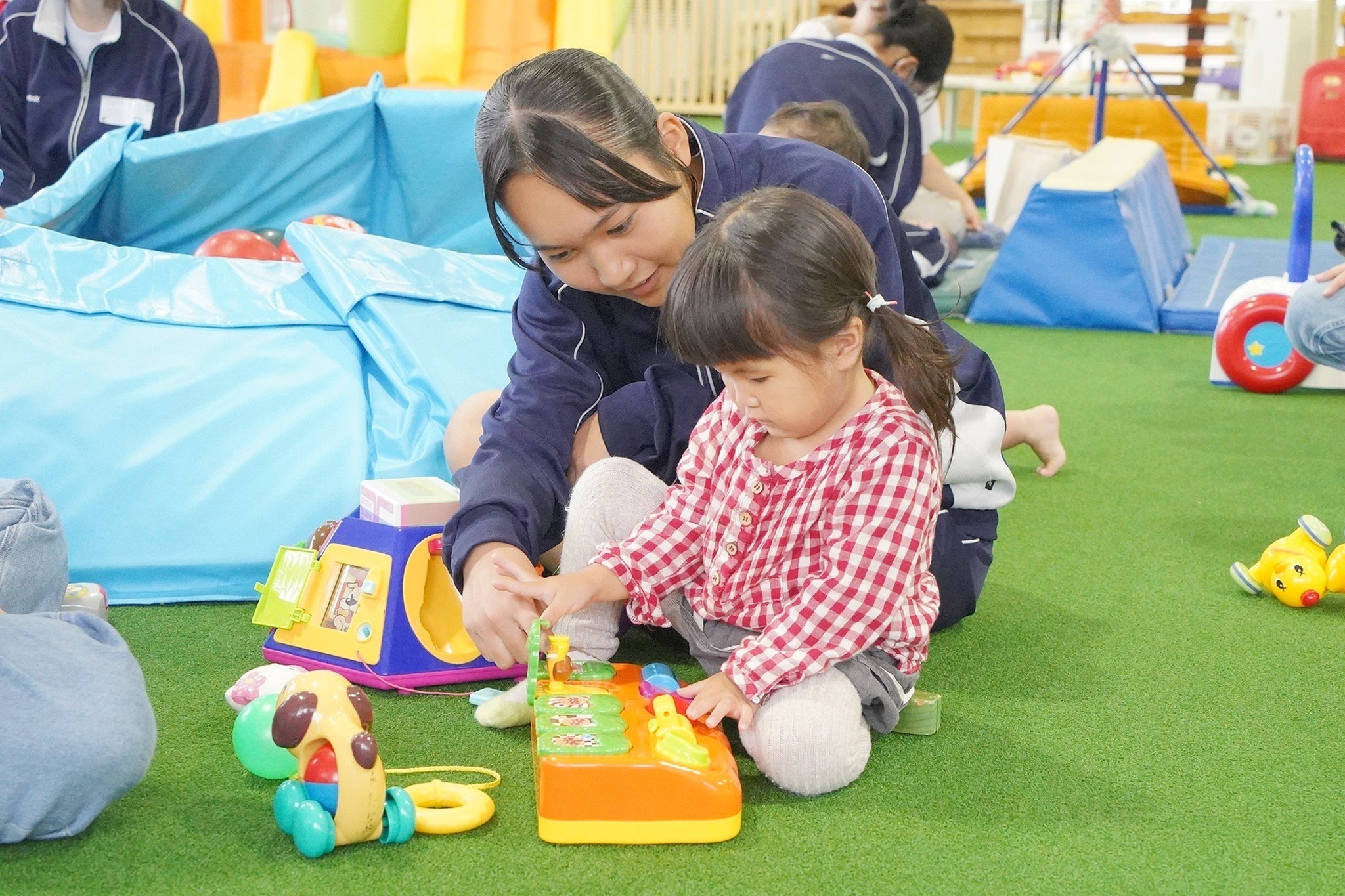 吉城高生が子育て中の皆さんにインタビュー