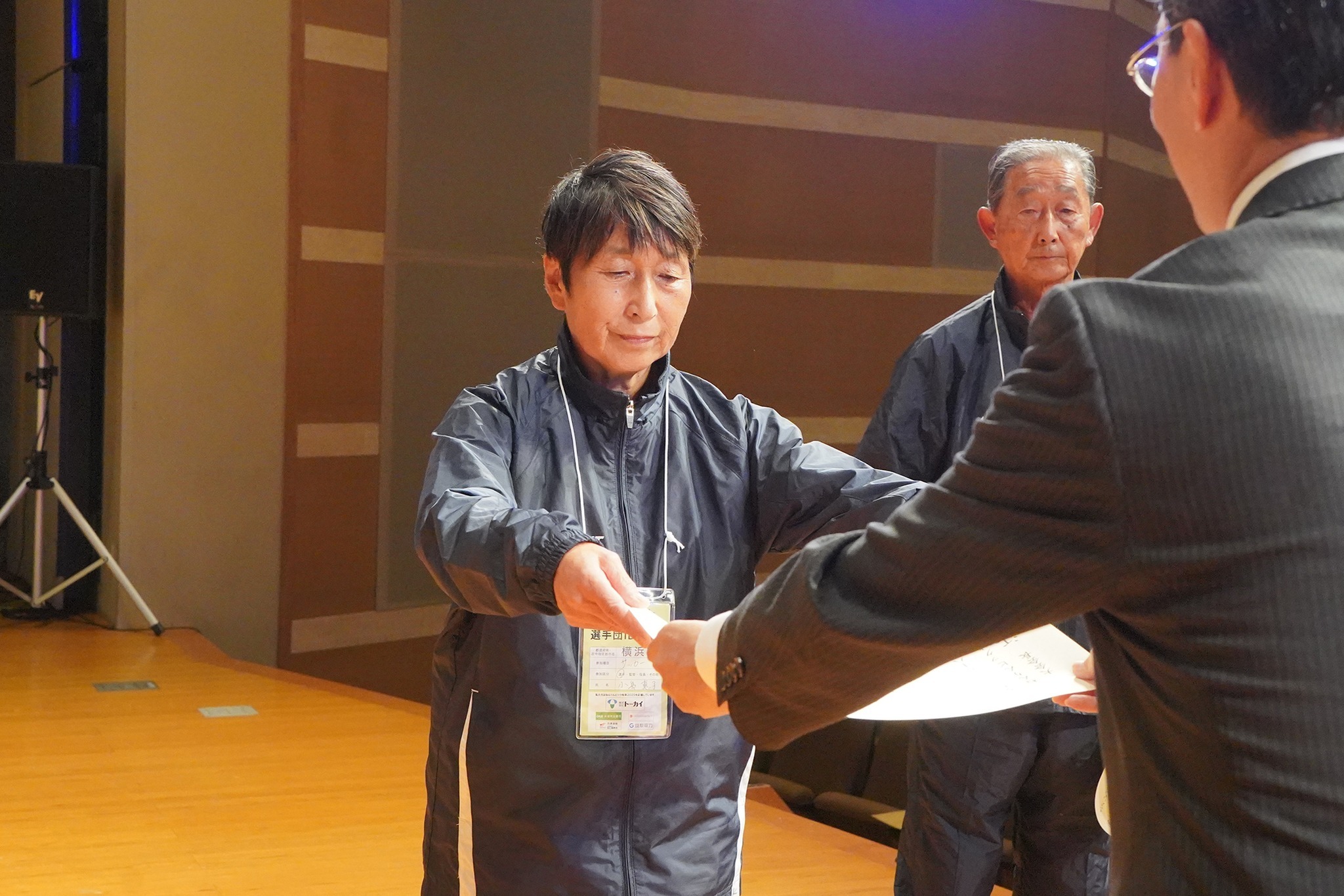 ねんりんピック・サッカー交流大会の監督会議や表彰式が行われました