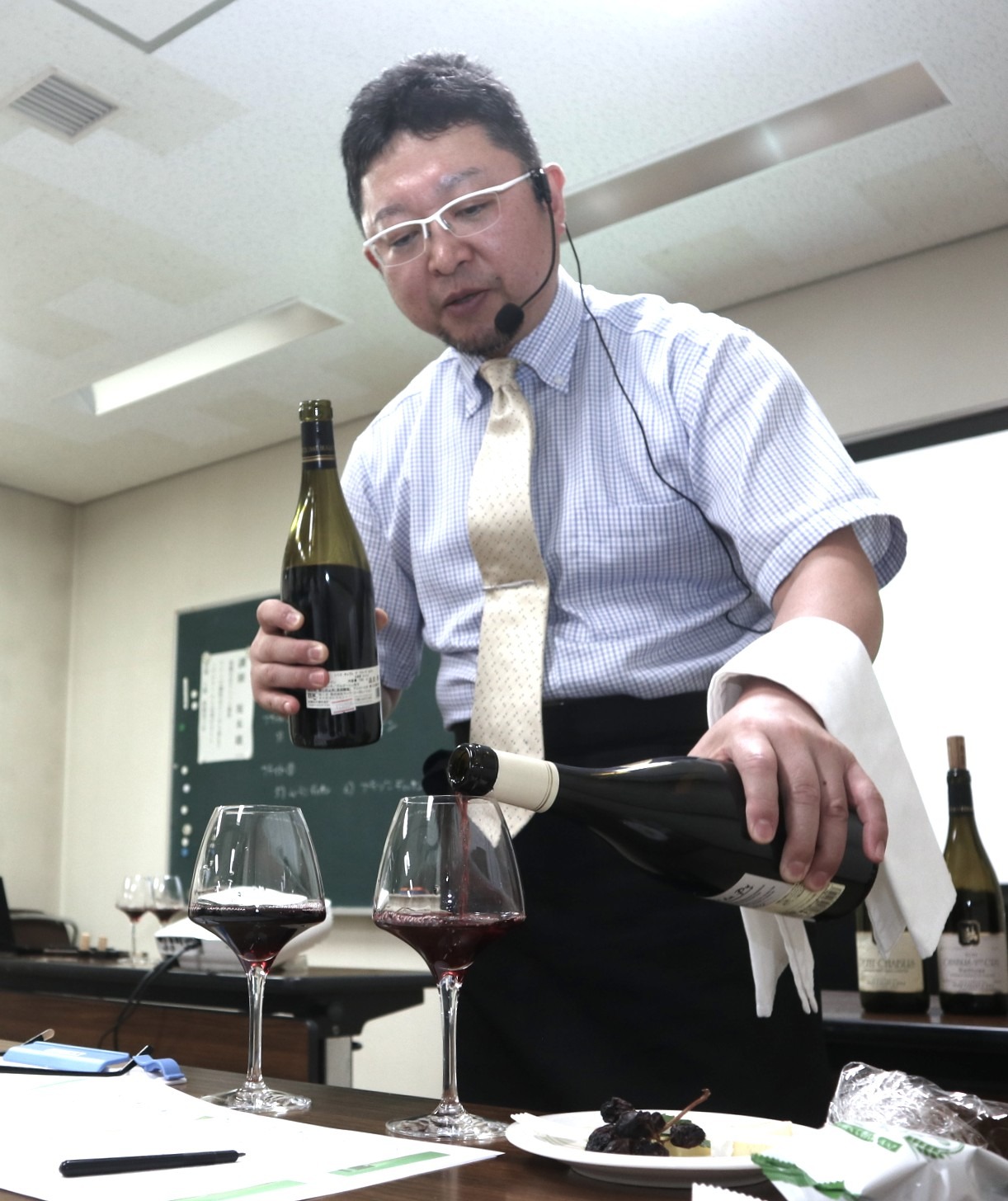 市民カレッジ“食”の講座「ワインの個性はどこから来る？」開く