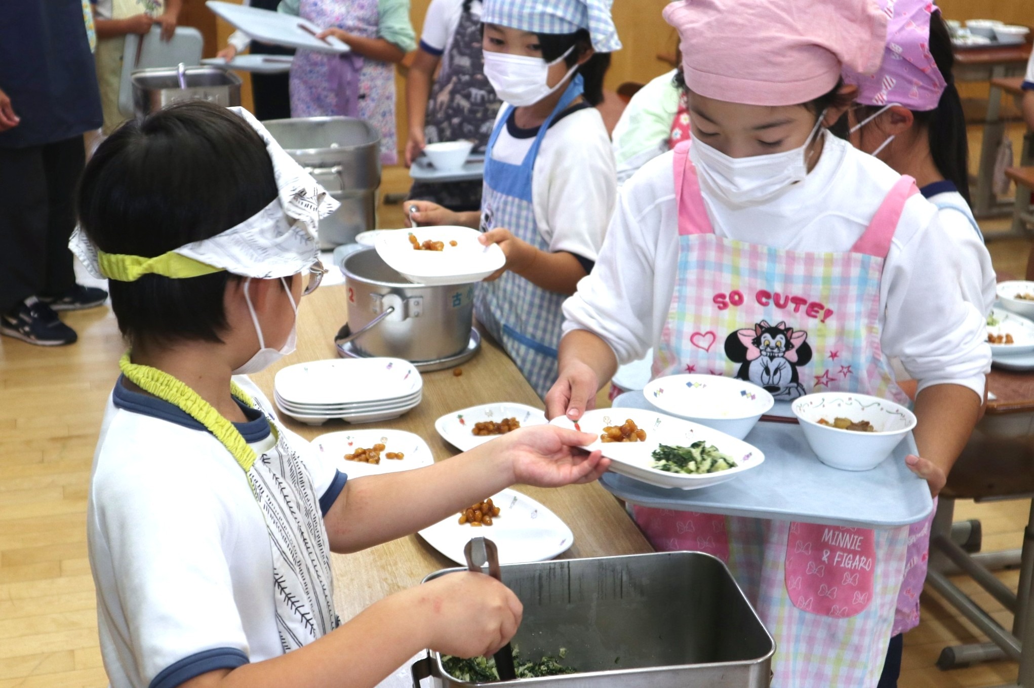 飛騨市産の食材を使った「ふるさと給食」が実施されました