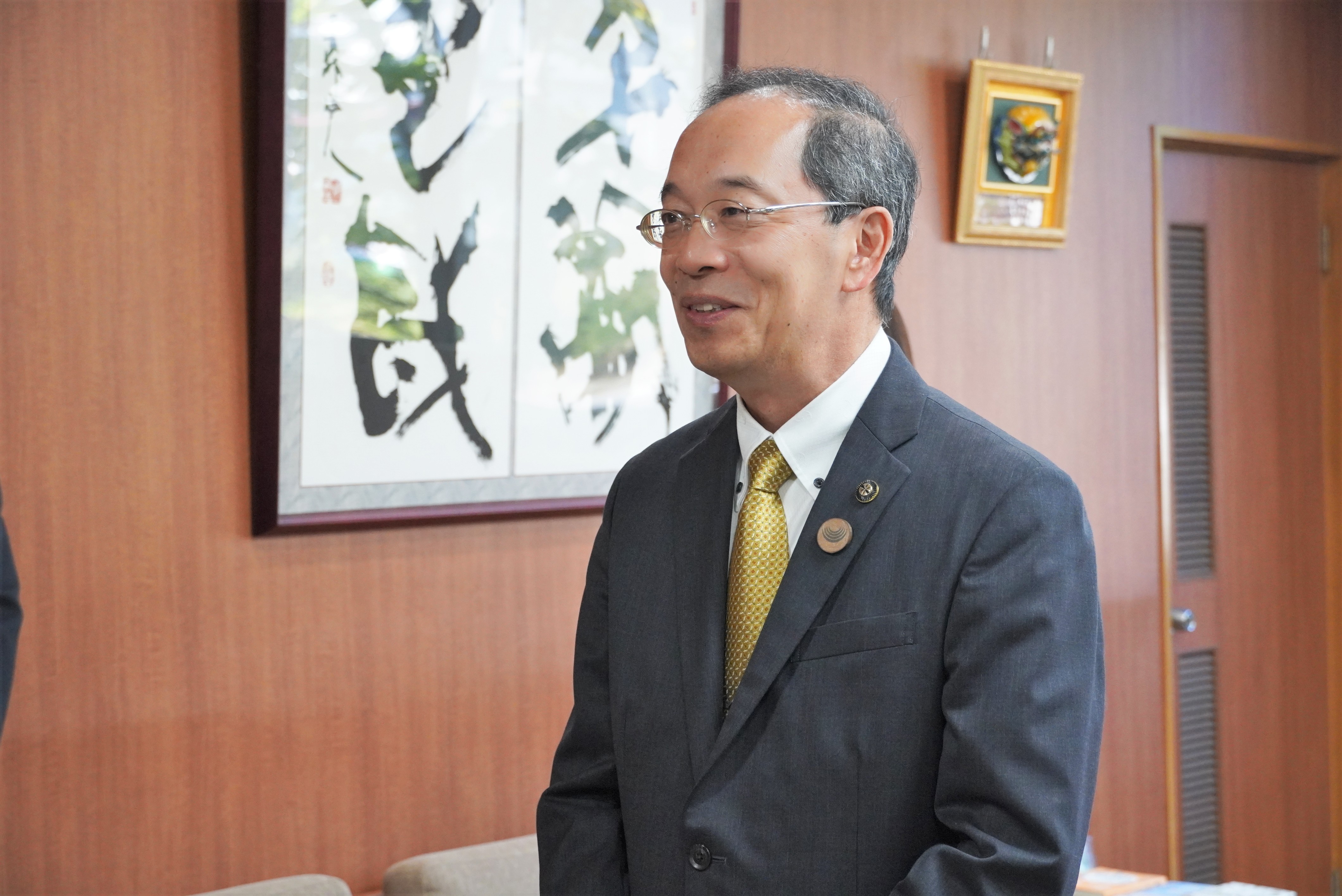 元教員の重盛一哉さんが「瑞宝双光章」を受賞されました