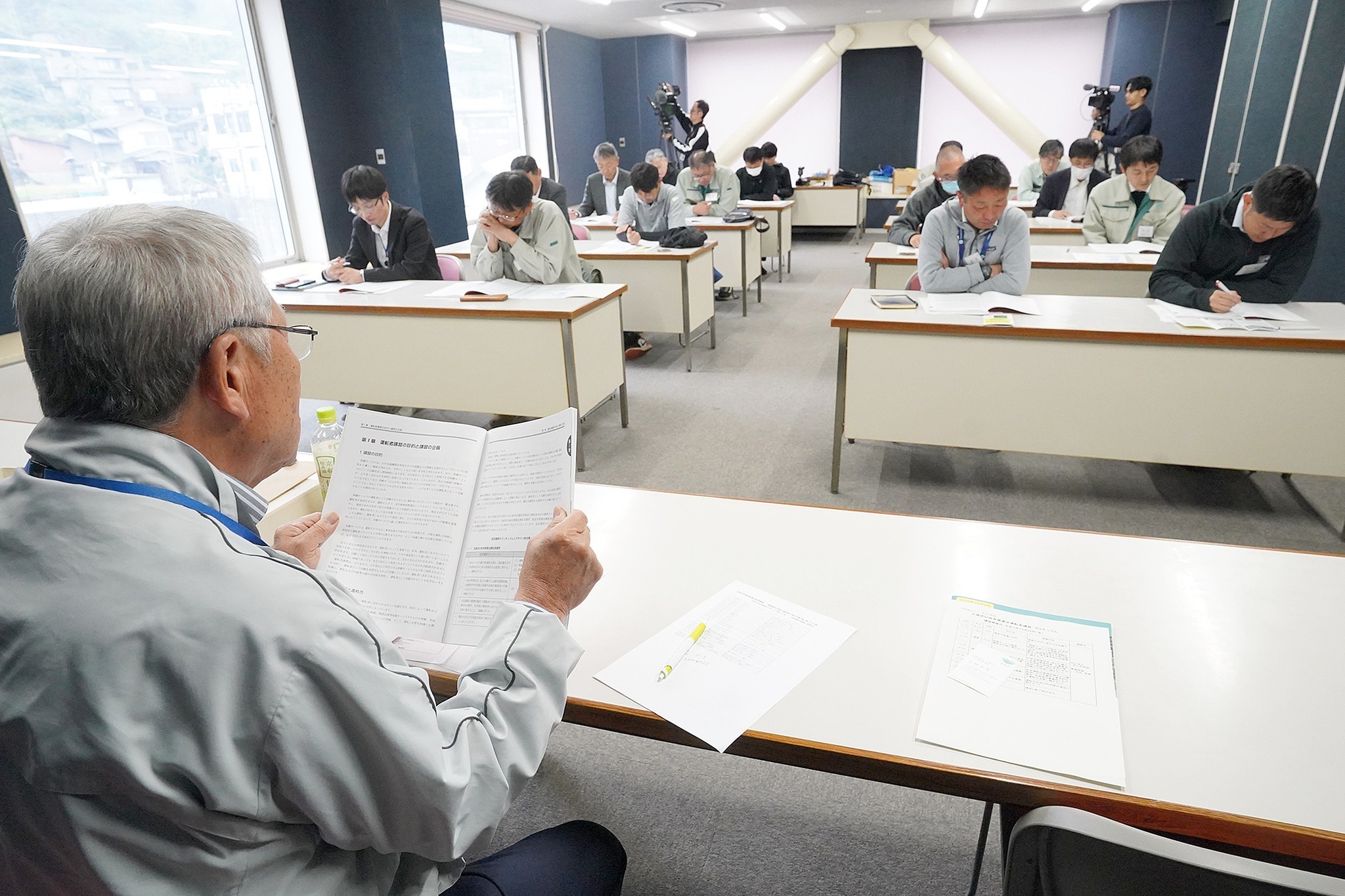 「神岡北部乗合タクシー」の運転者を担う市職員向けに講習会を実施