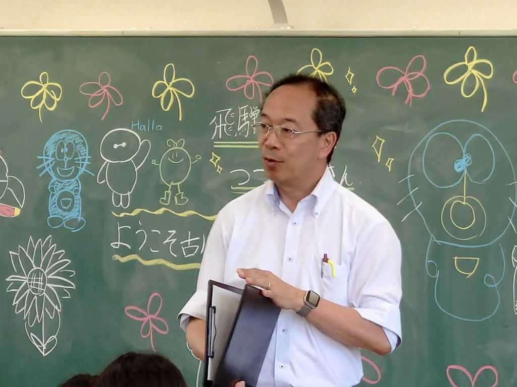 都竹市長が古川西小学校を訪問し児童と語り合いました