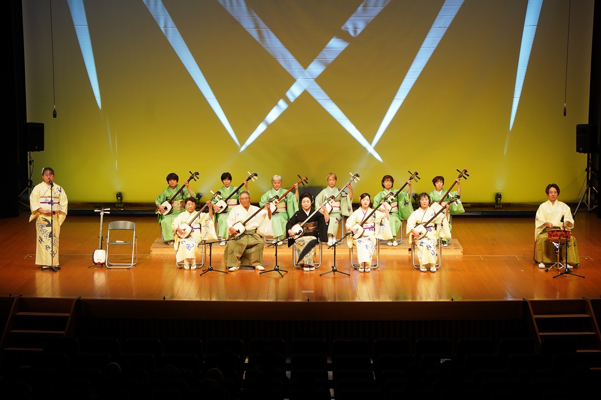 飛騨市芸能祭や飛騨市文化祭が開催されました