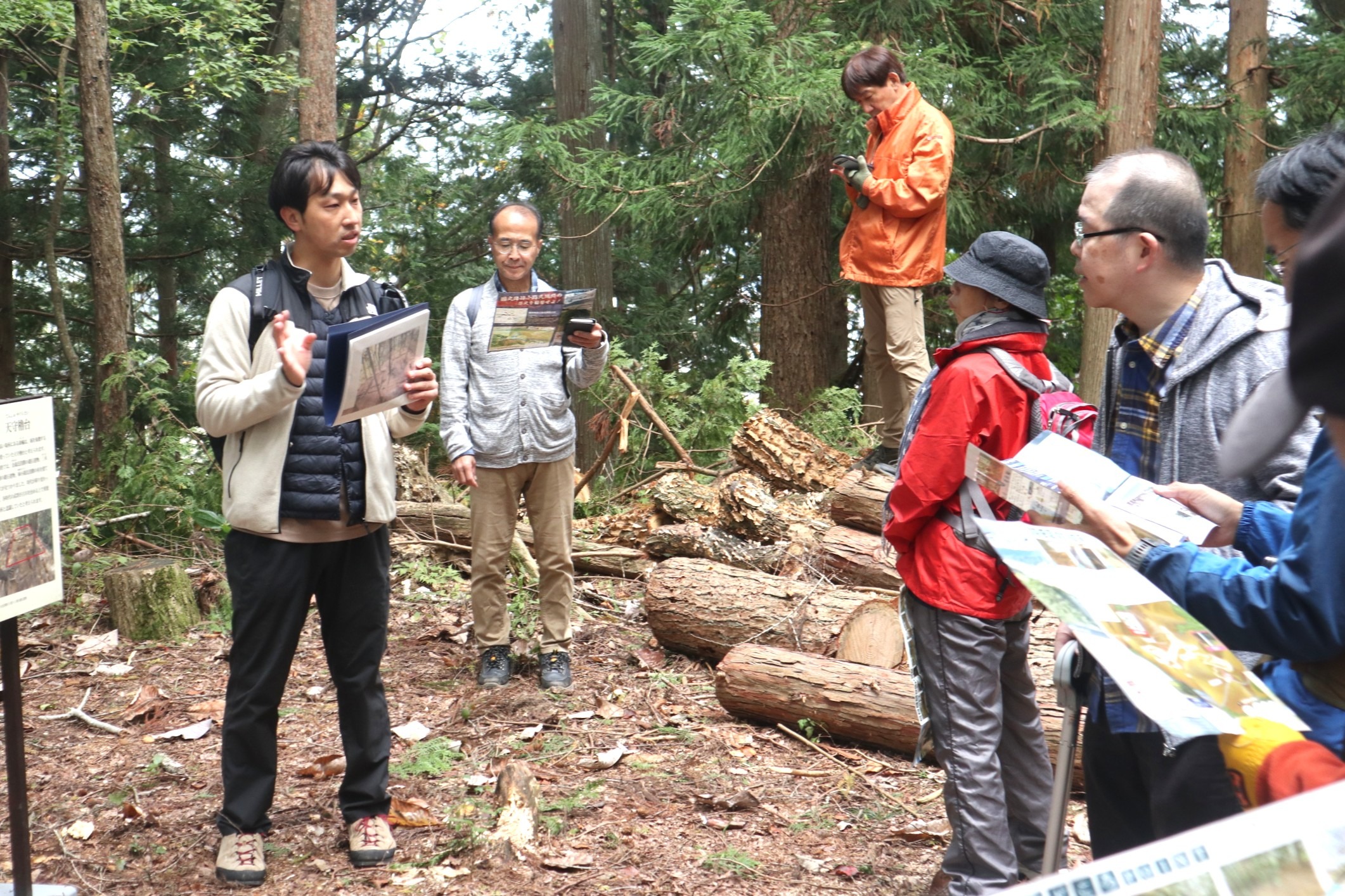 飛騨市公認の「山城ガイド」による初ツアー開催