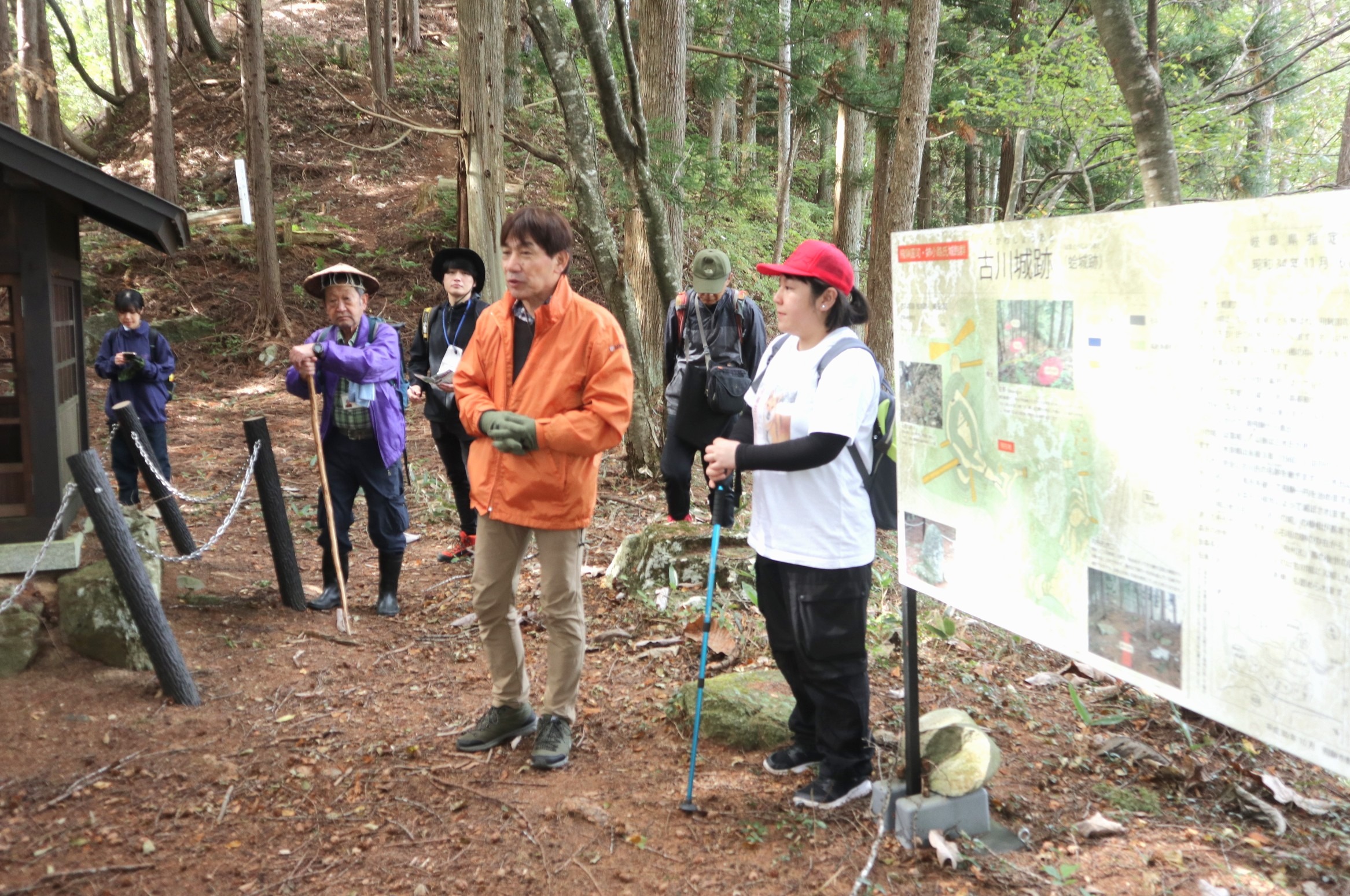 飛騨市公認の「山城ガイド」による初ツアー開催