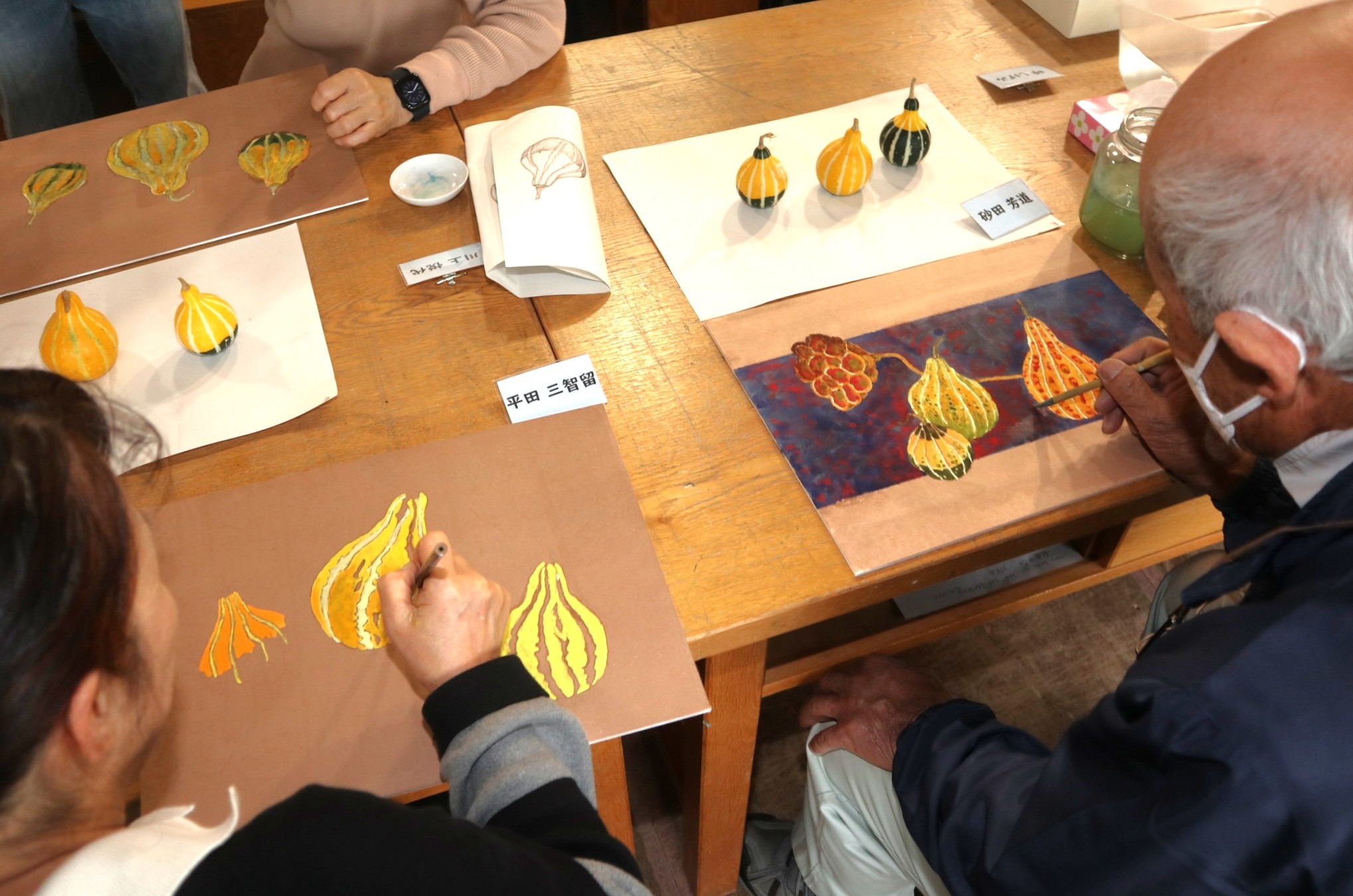 院友・岡部巌氏による「日本画教室」が開かれました