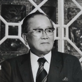 荒垣秀雄氏写真