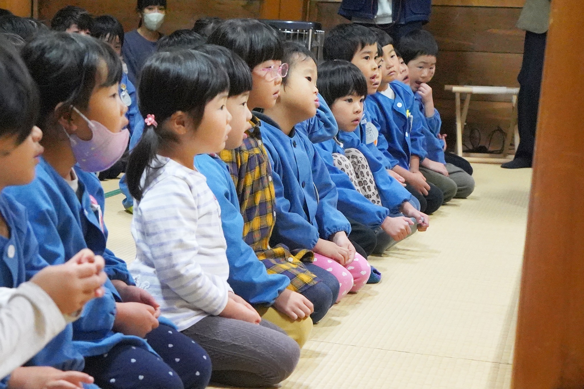 さくら保育園の園児が大歳神社で七五三参り