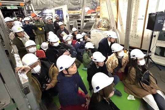 神岡町のスーパーカミオカンデ一般公開が行われました