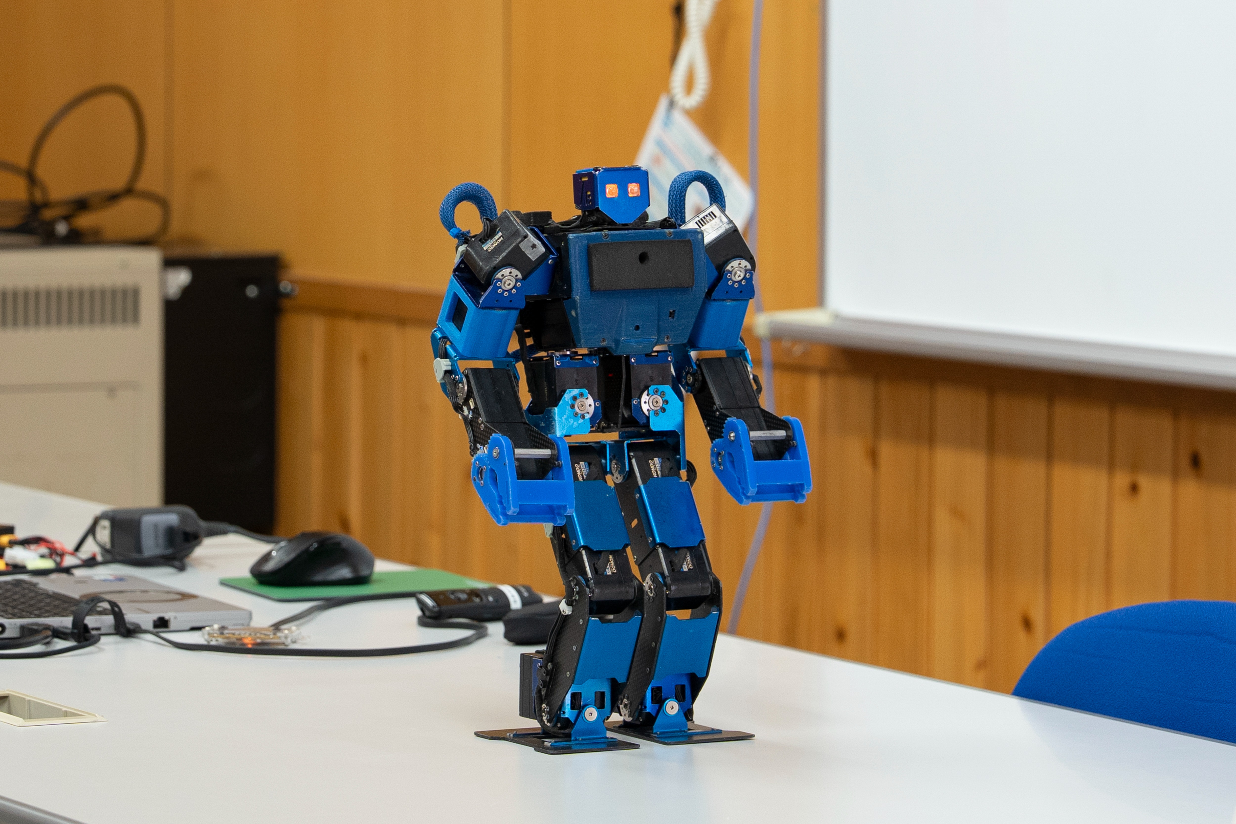 神岡中3年生がプログラミングを学びました