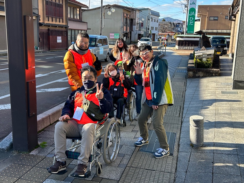 第3回ダイバーシティのまちづくり養成講座「車いすでまちを歩こう」を開催しました