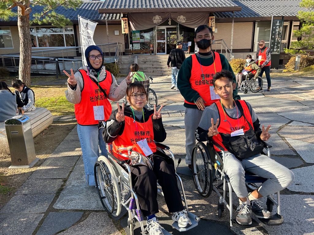 第3回ダイバーシティのまちづくり養成講座「車いすでまちを歩こう」を開催しました