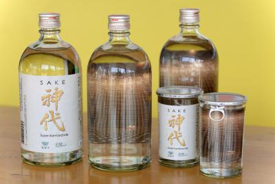 Image of liquor such as Kamishiro of super-Kamiokande la label