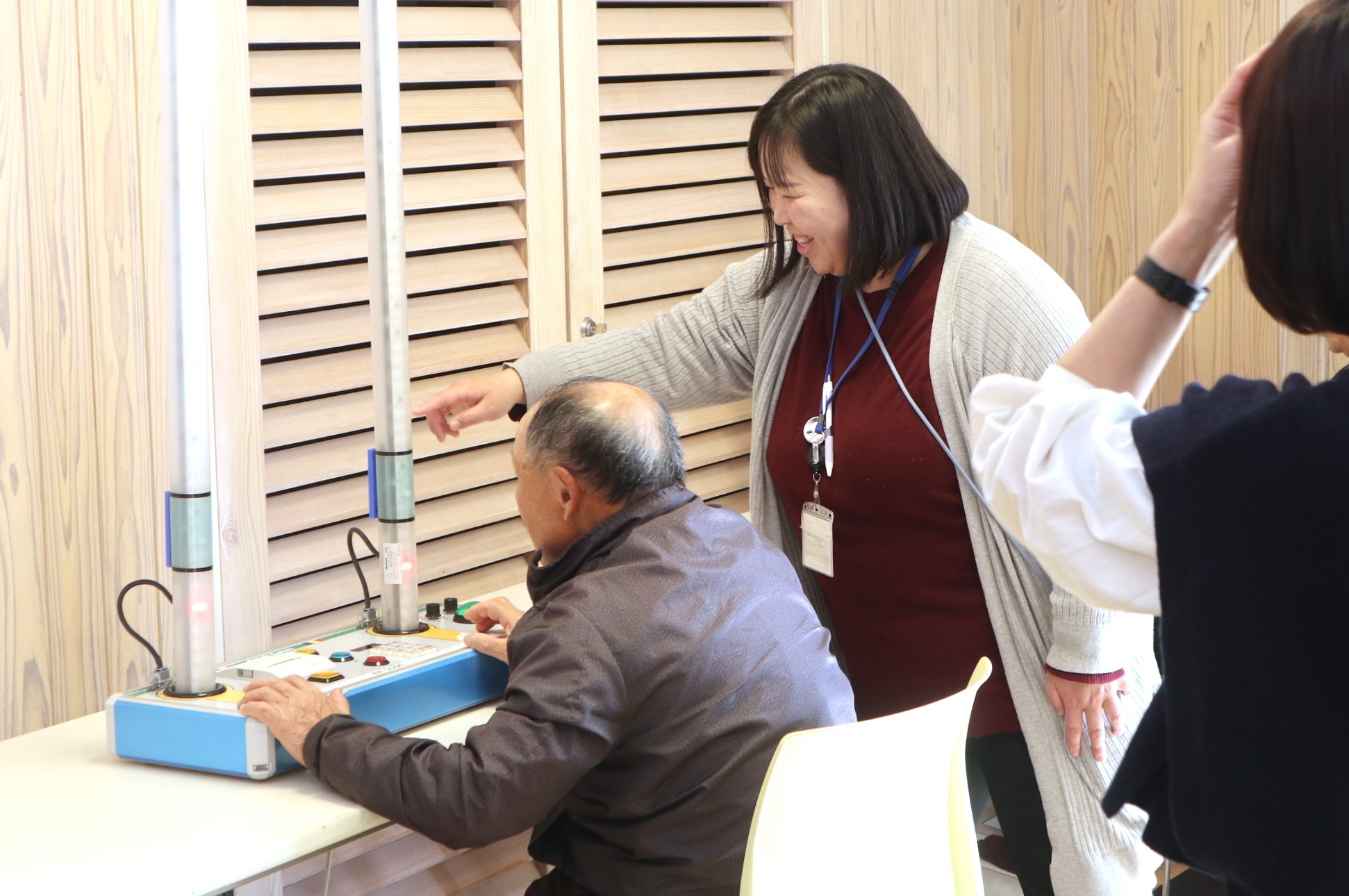 図書館会場に認知症と車の運転を考える「オレンジBookカフェ」を開催