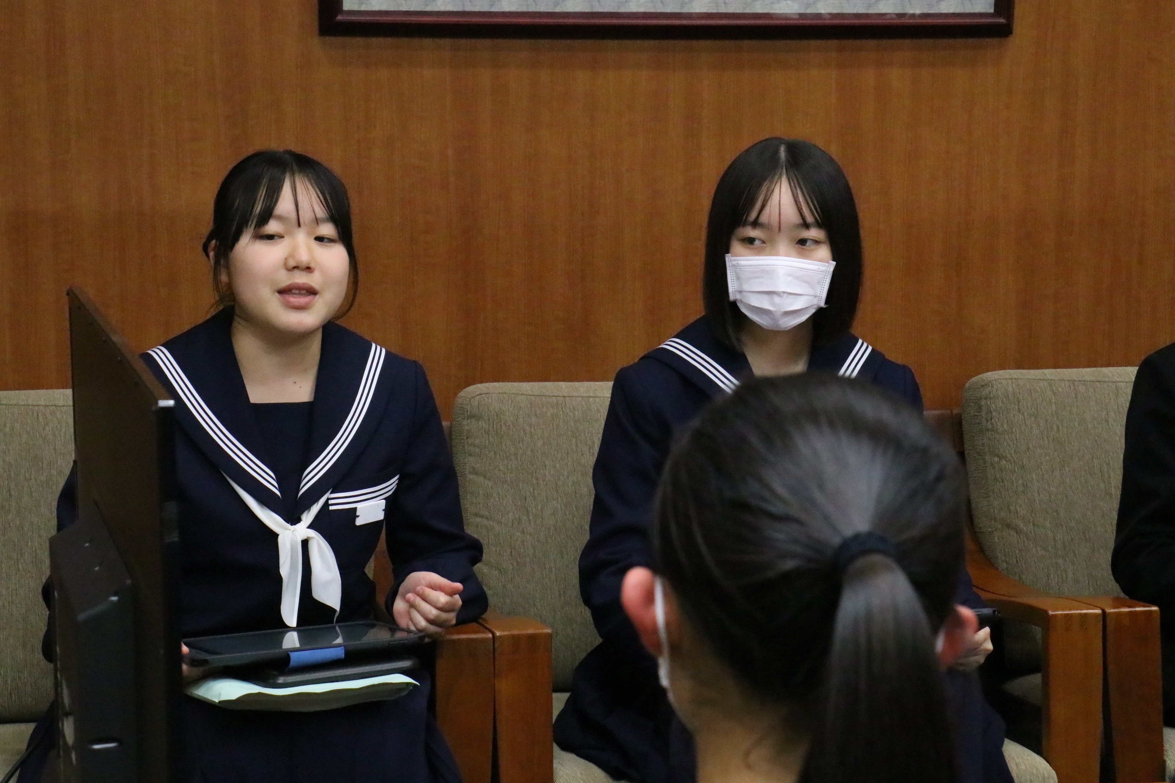 古中3年生が平和学習の成果を発表しました