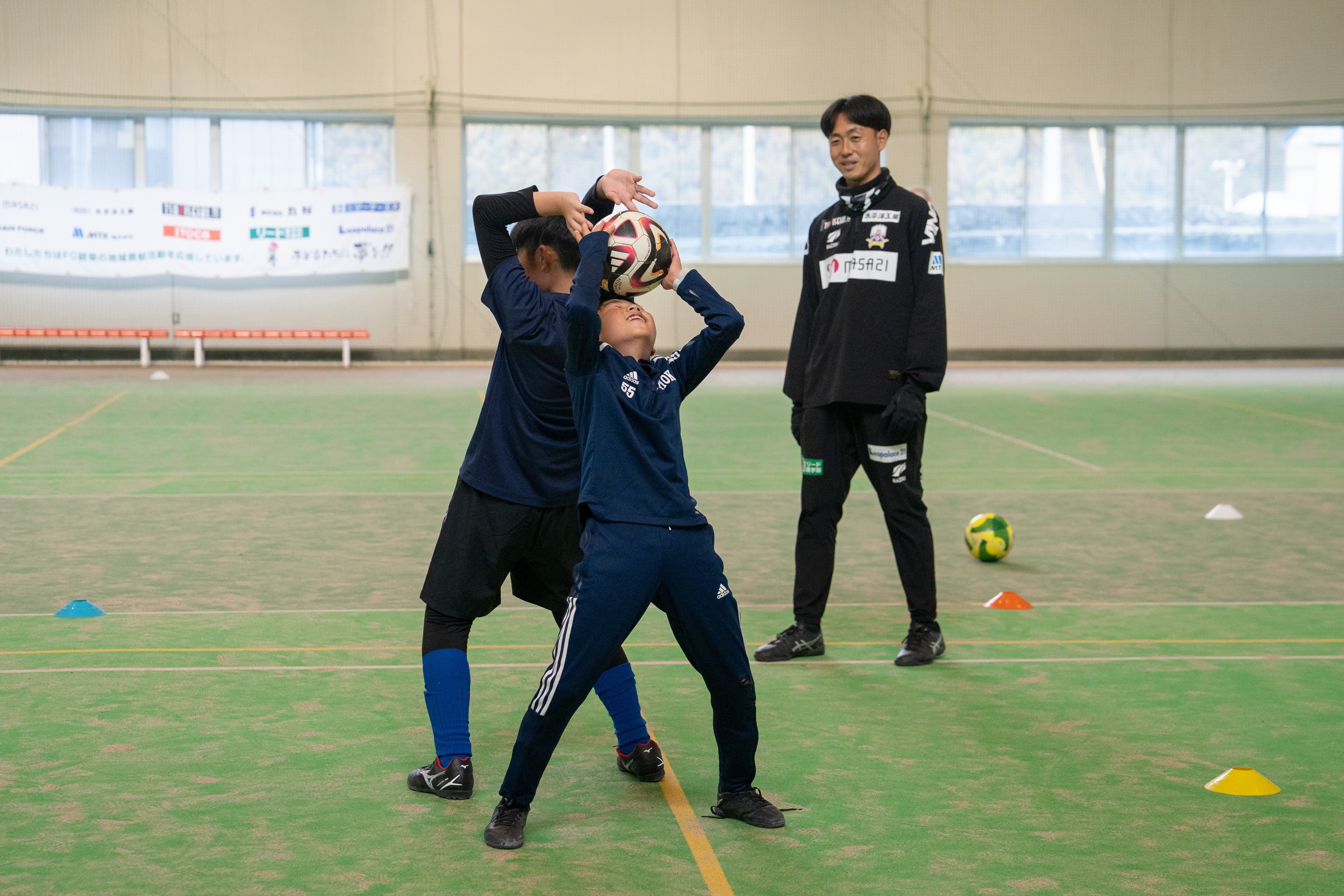 FC岐阜子どもサッカー教室が開かれました