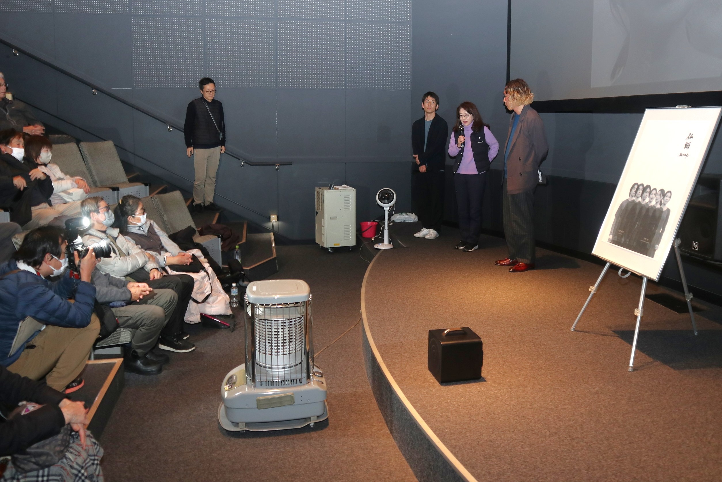 ワンコイン上映会に映画「仏師-BUSSHI-­」の監督らが登場！