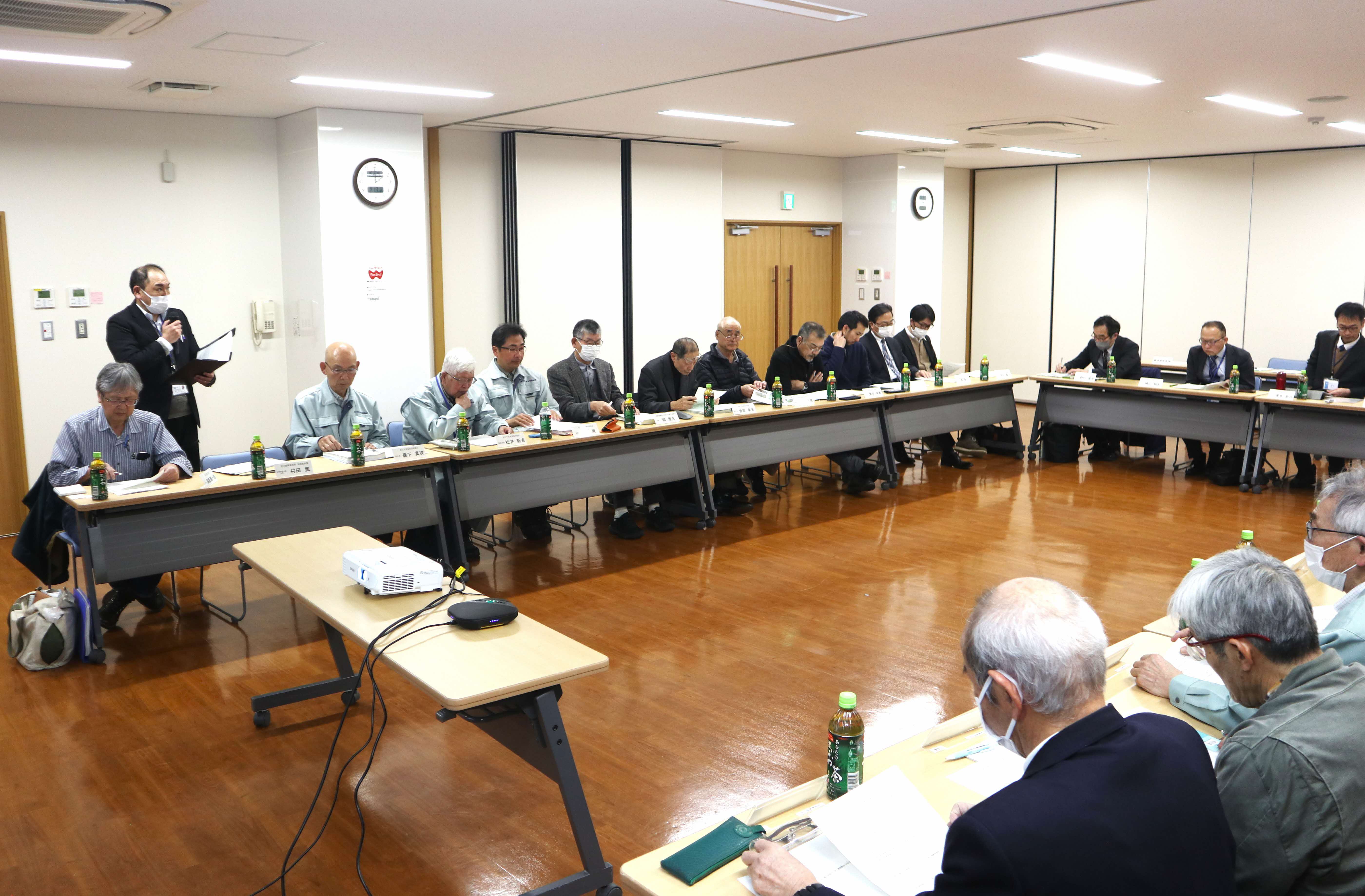 飛騨市の特産アユの漁獲量を守る河川維持流量検討会を実施