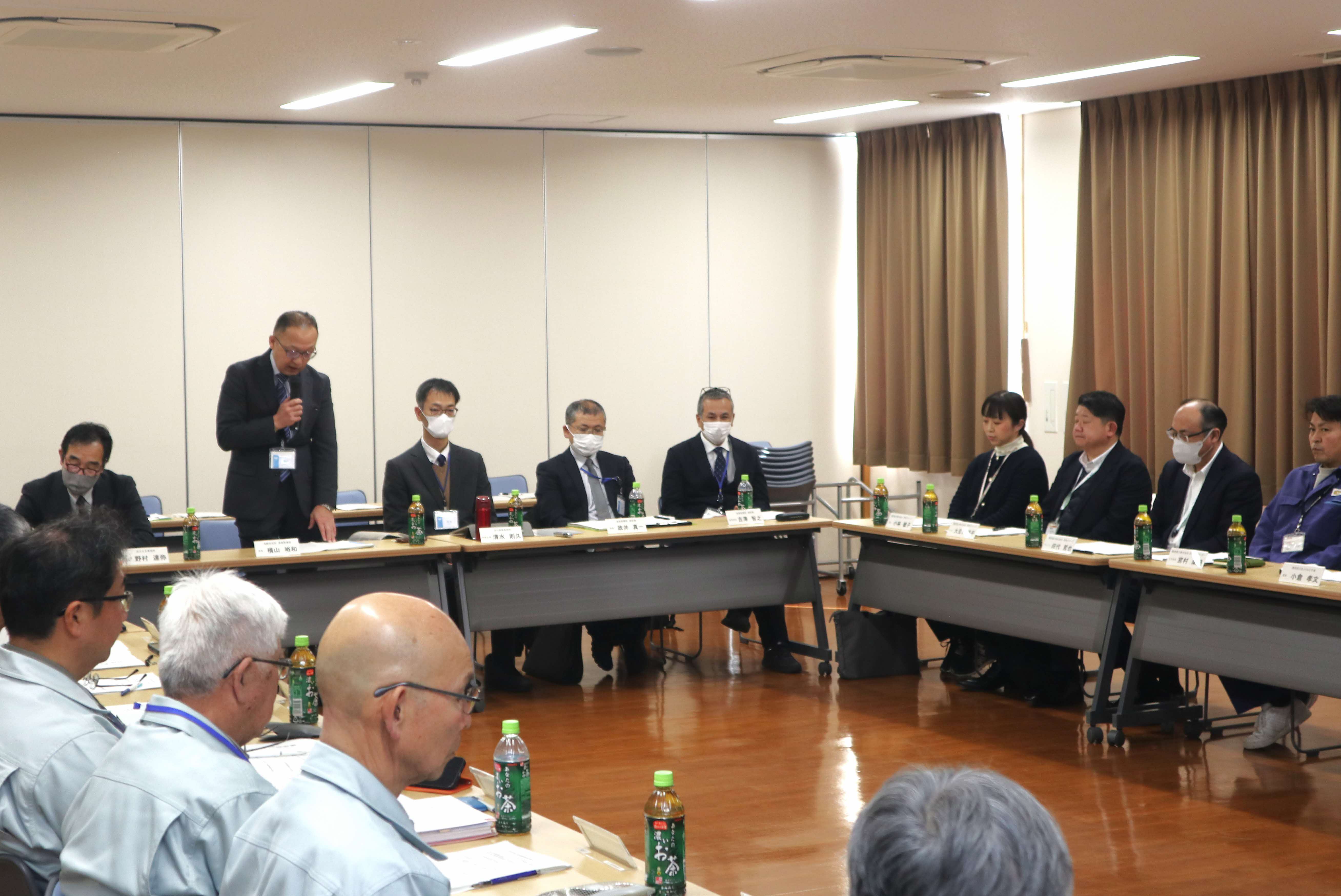 飛騨市の特産アユの漁獲量を守る河川維持流量検討会を実施