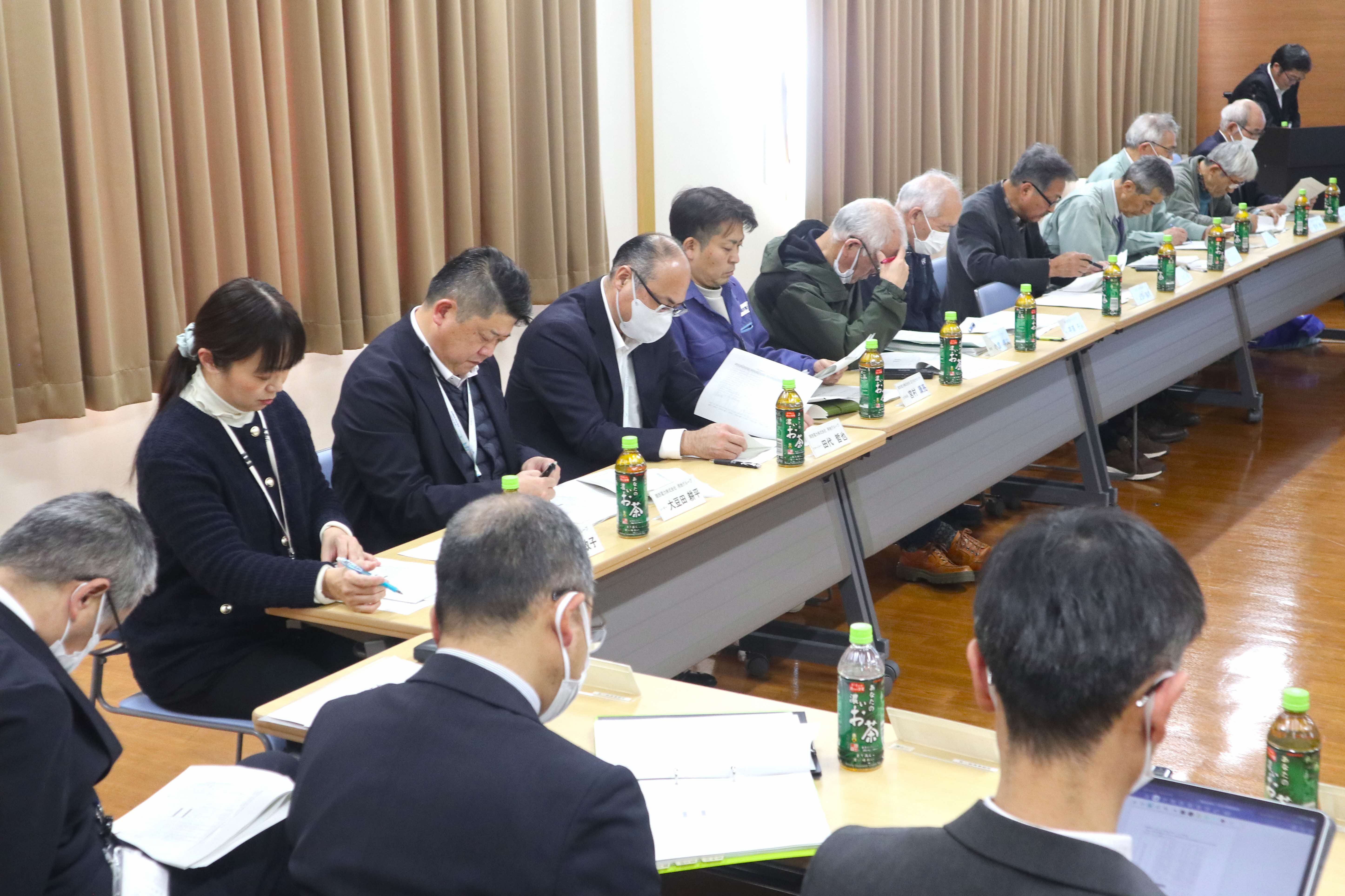 飛騨市の特産アユの漁獲量を守る河川維持流量検討会を実施