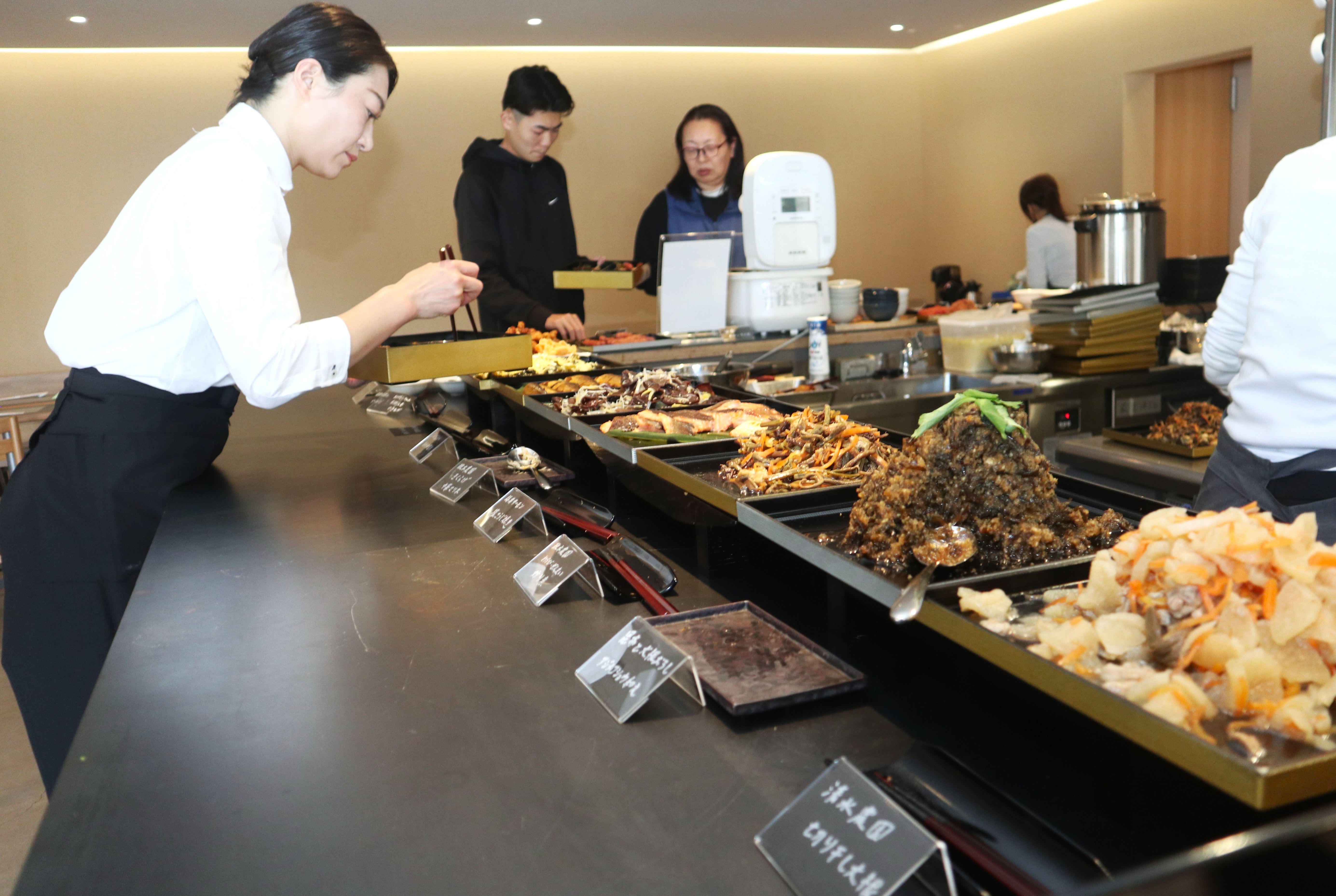 食の大使・工藤英良さんの期間限定レストランがオープン