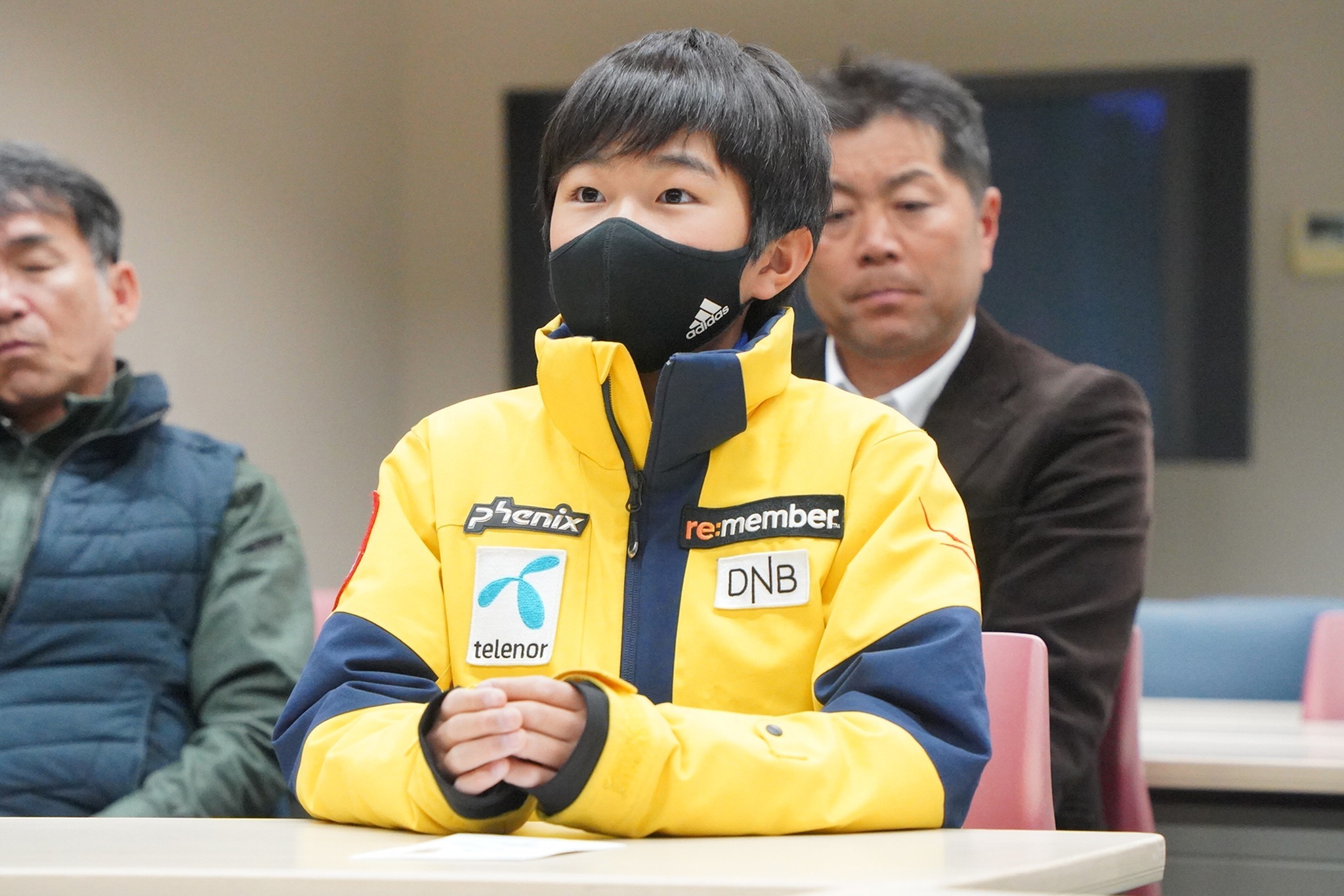 全日本ジュニアスキー選手権に出場する選手を激励しました