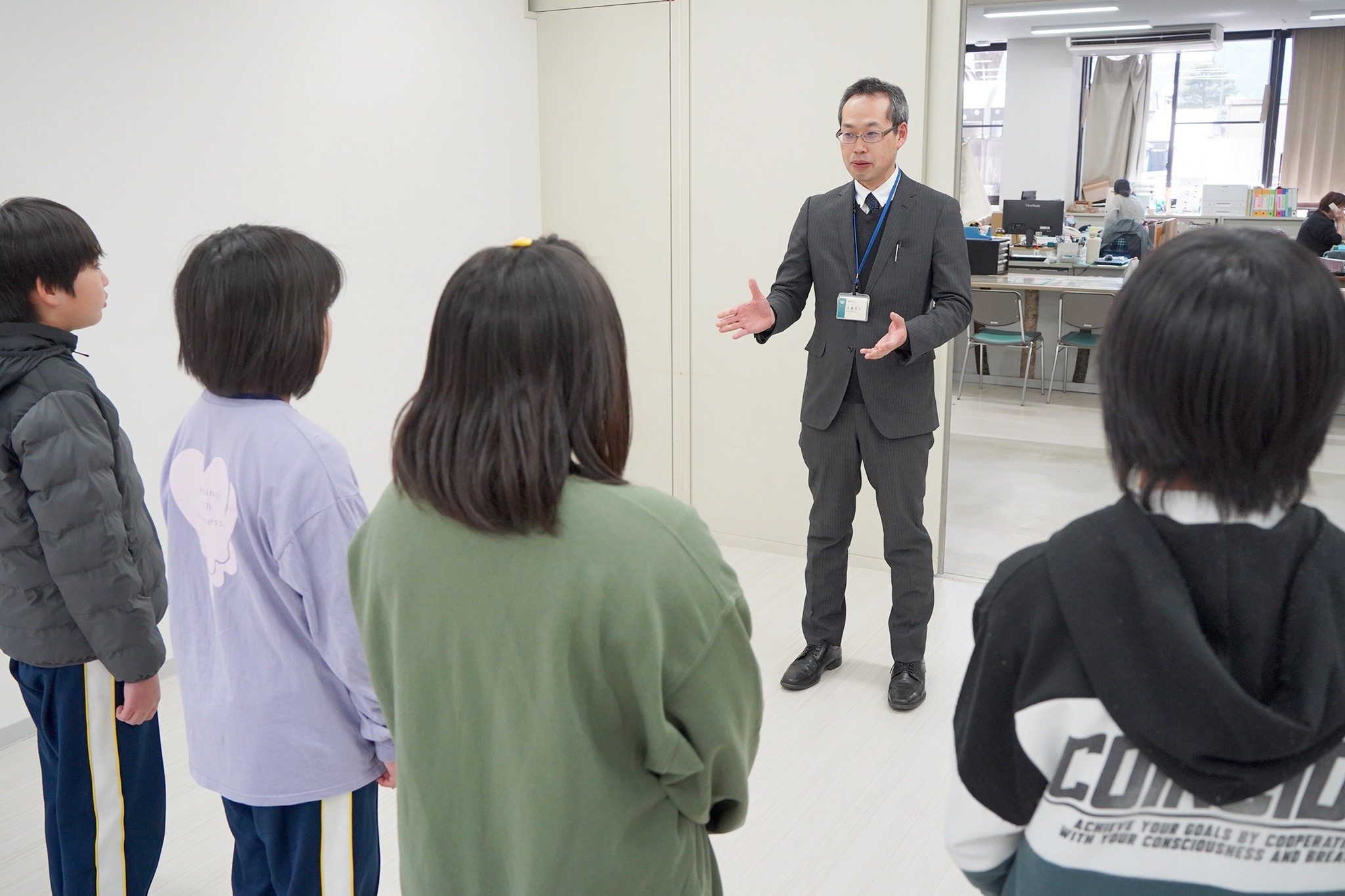 古川小5年生と同校のお米クラブが米の売上金を被災地へ寄附