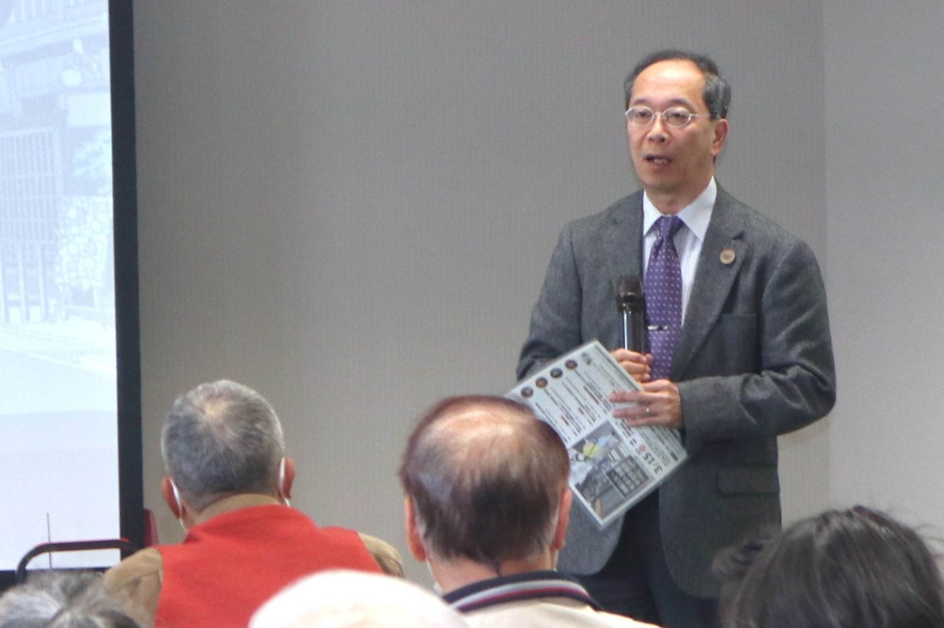 大学生による「町並み景観研究発表会」を開催