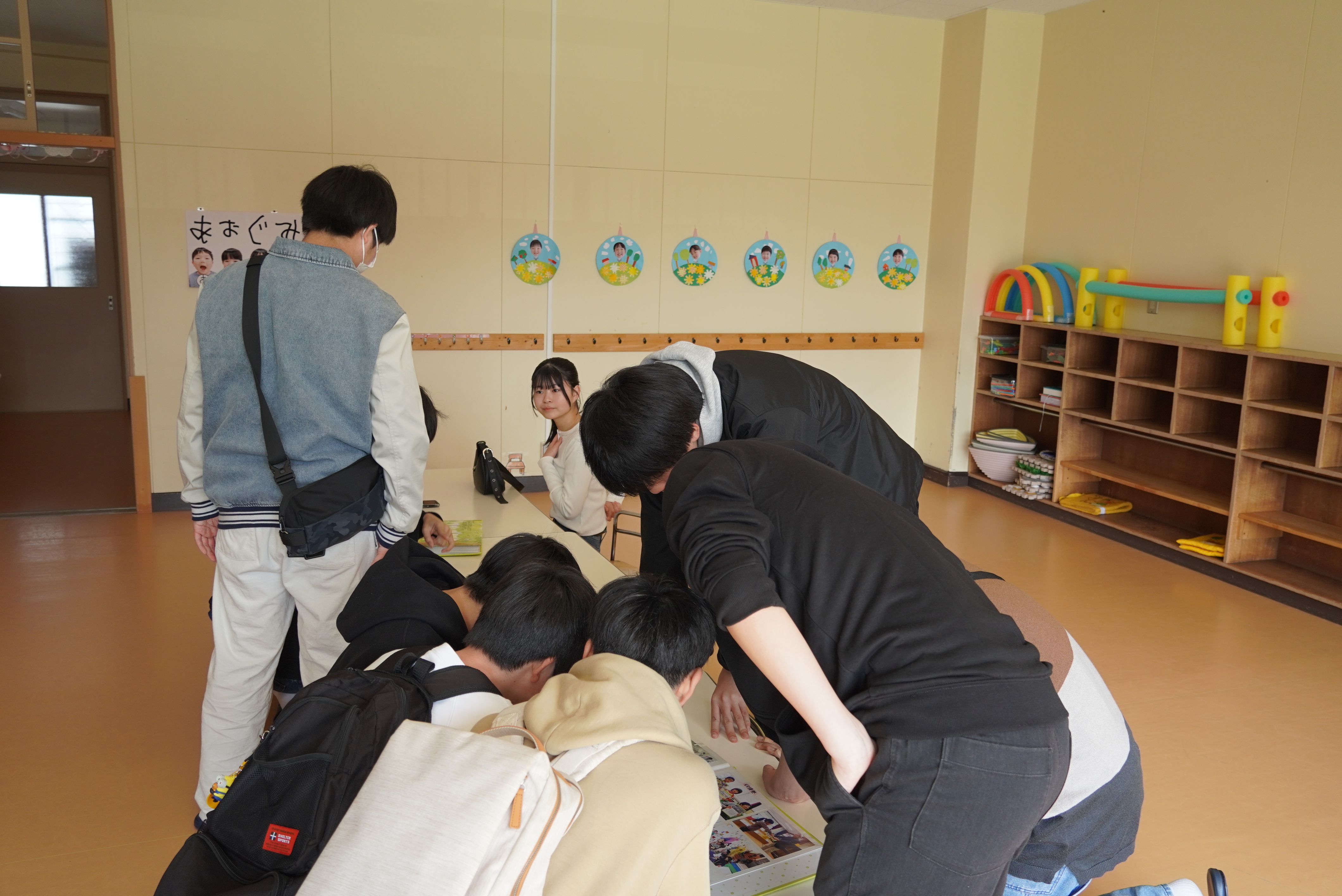 飛騨市立旭保育園が閉園前に園内一般開放、168名が訪問し思い出に浸る