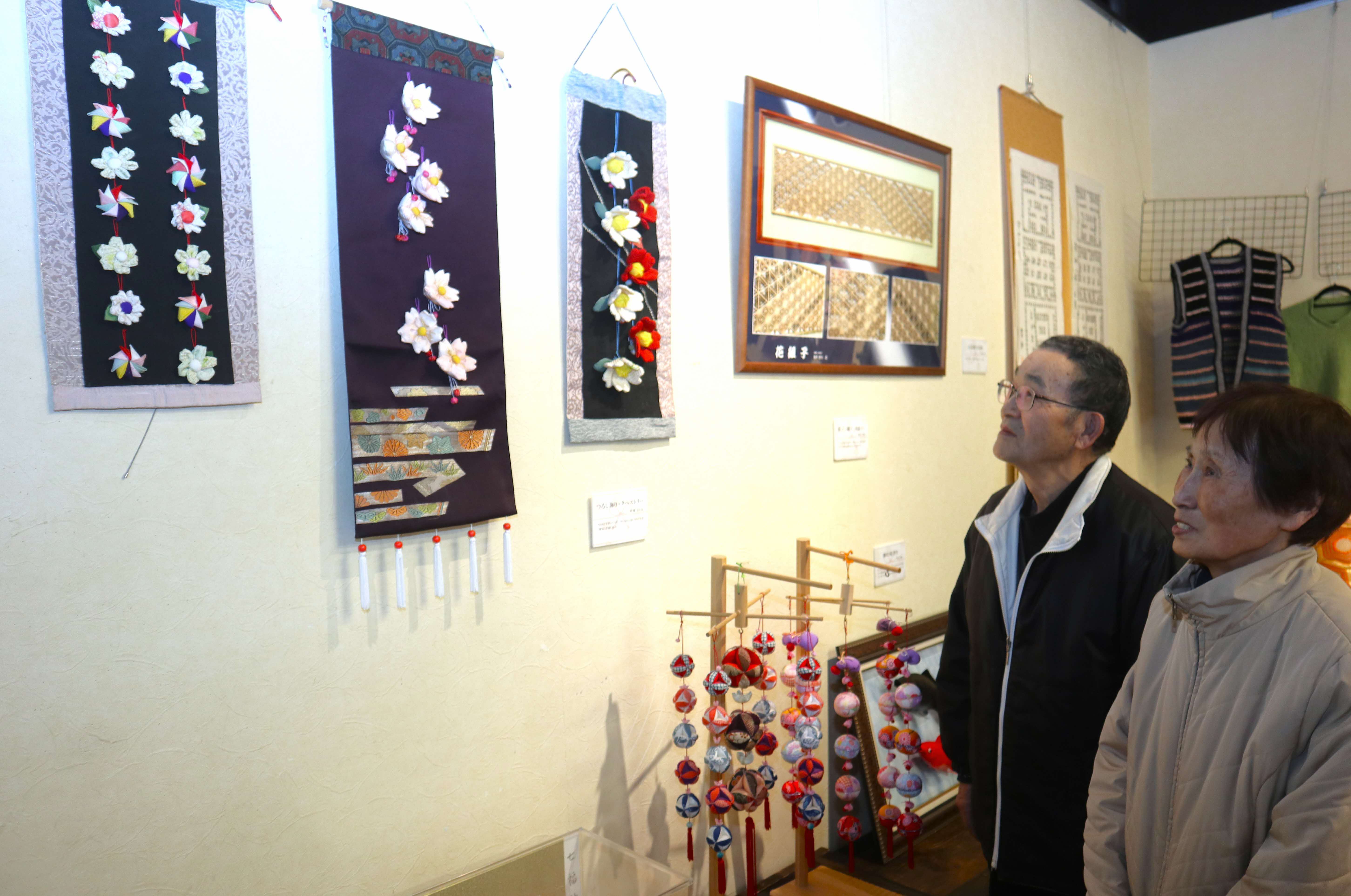 「飛騨のてむずり展」を開催～高齢者に生きる喜びを～