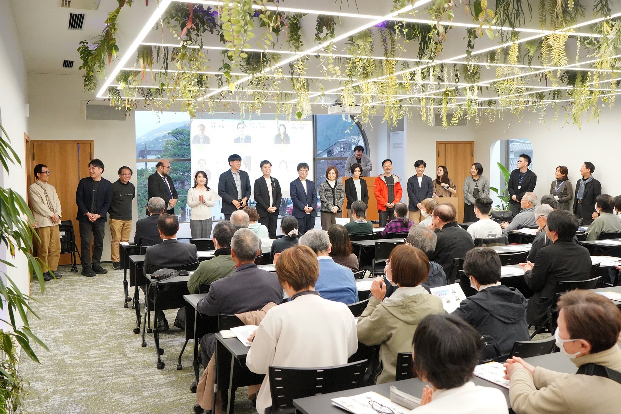 「コー・イノベーション大学」の魅力を紹介する説明会が開かれました