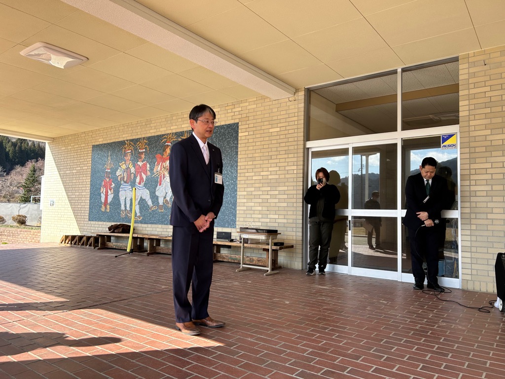 環境絵画コンクールのお披露目会および表彰式が行われました