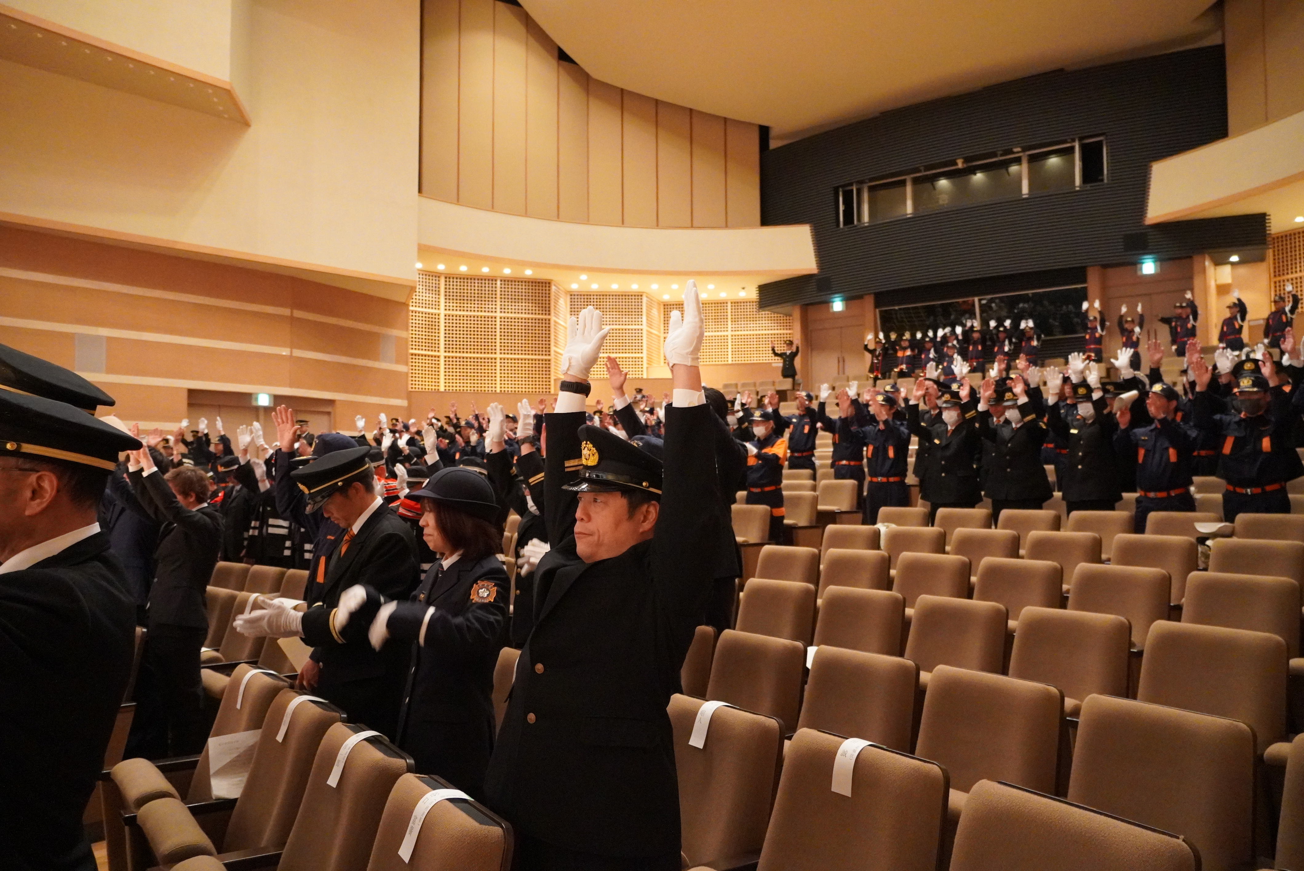 令和8年度飛騨市消防団入退団式が行われました