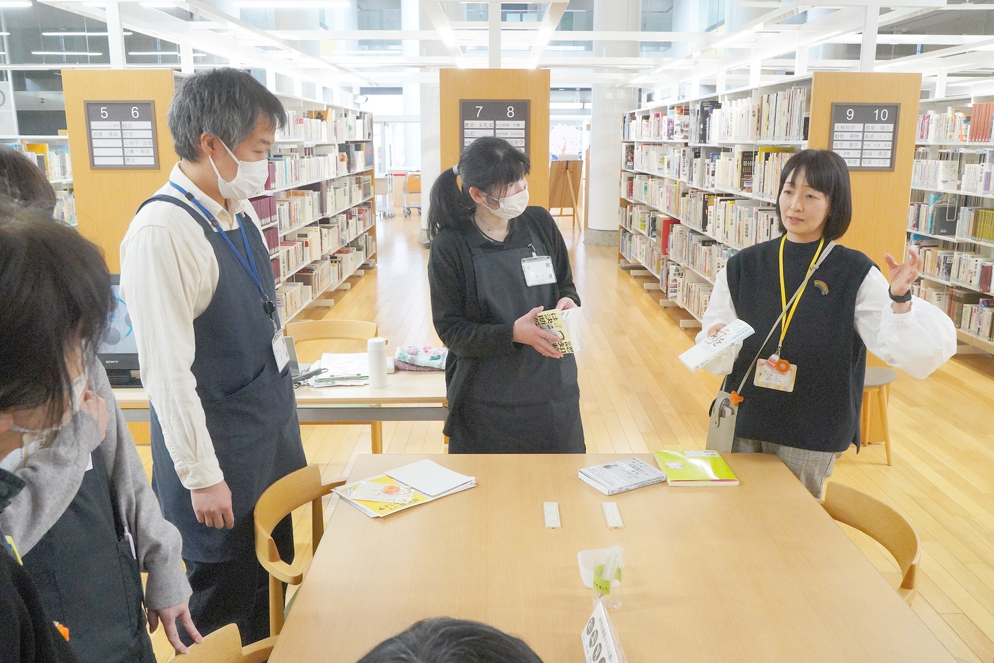 市図書館の職員を対象に「認知症サポーター養成講座」を開催