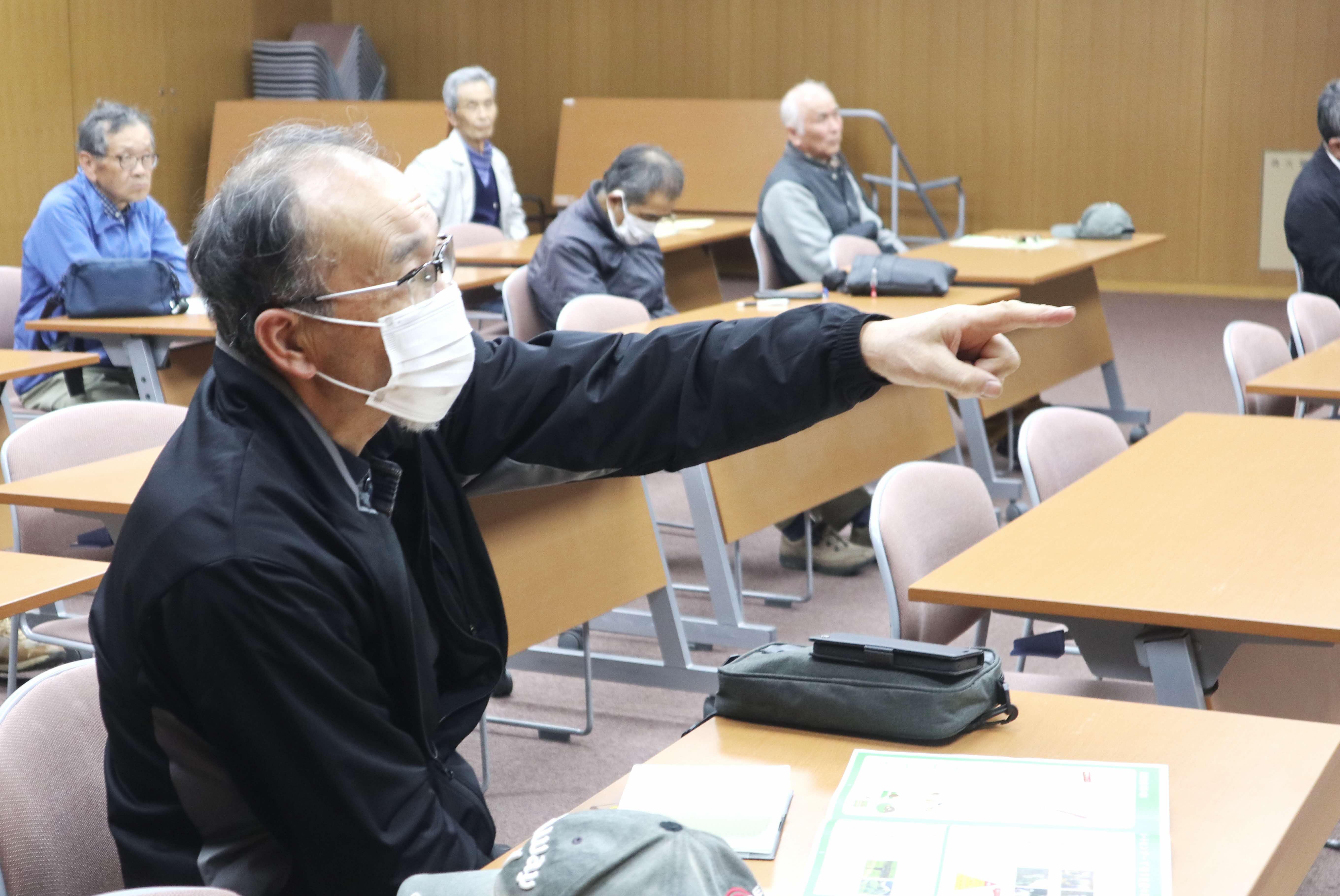 動物による農作物被害を防ぐ「電気柵設置研修会」を開催しました