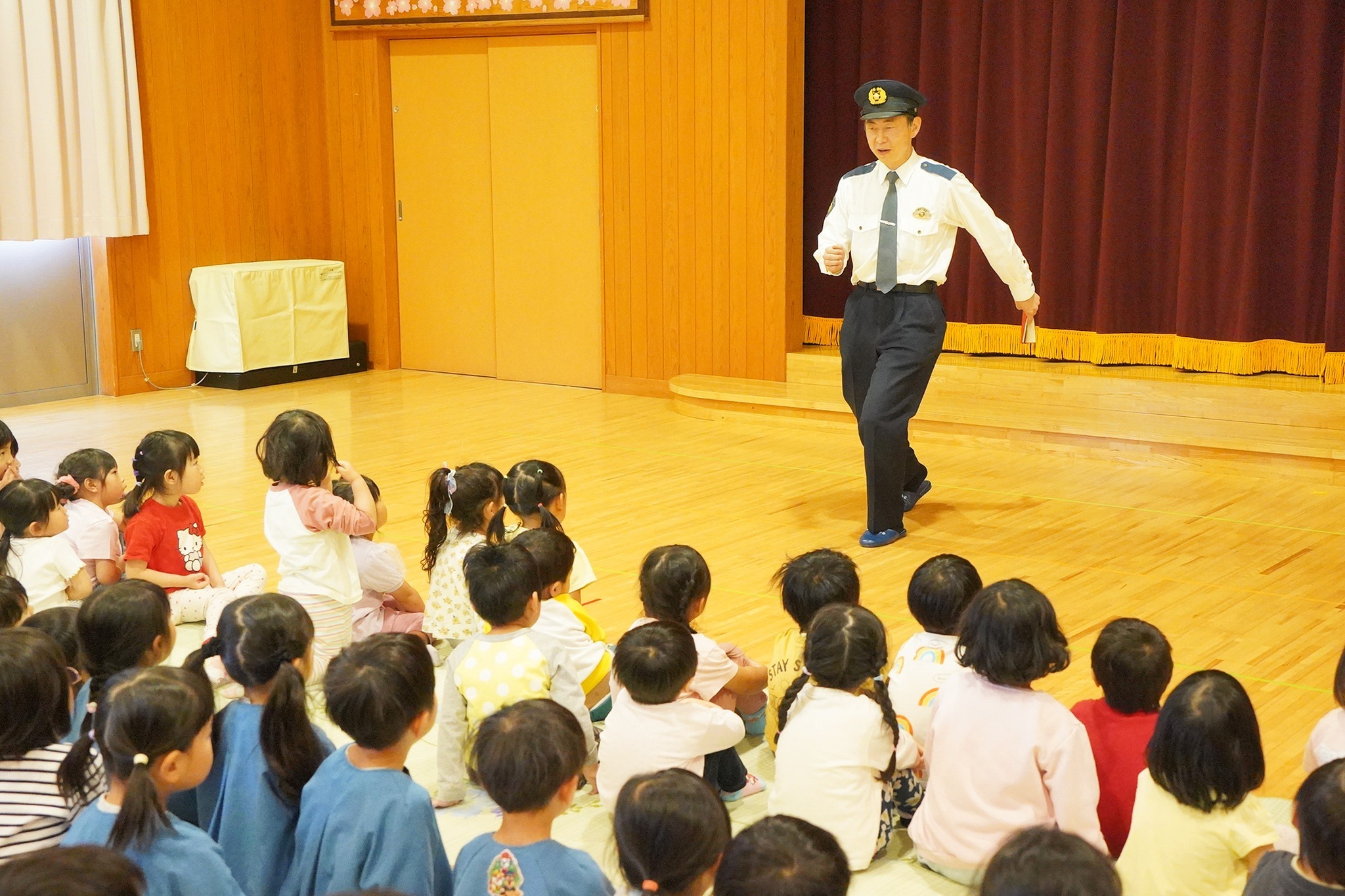さくら保育園で交通安全教室が開かれました
