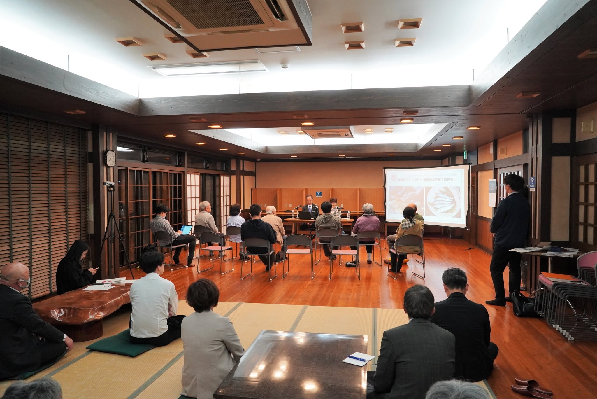 令和8年度の予算を語る！トークイベント「都竹市長のほっとステーションひだ」を神岡町で開催