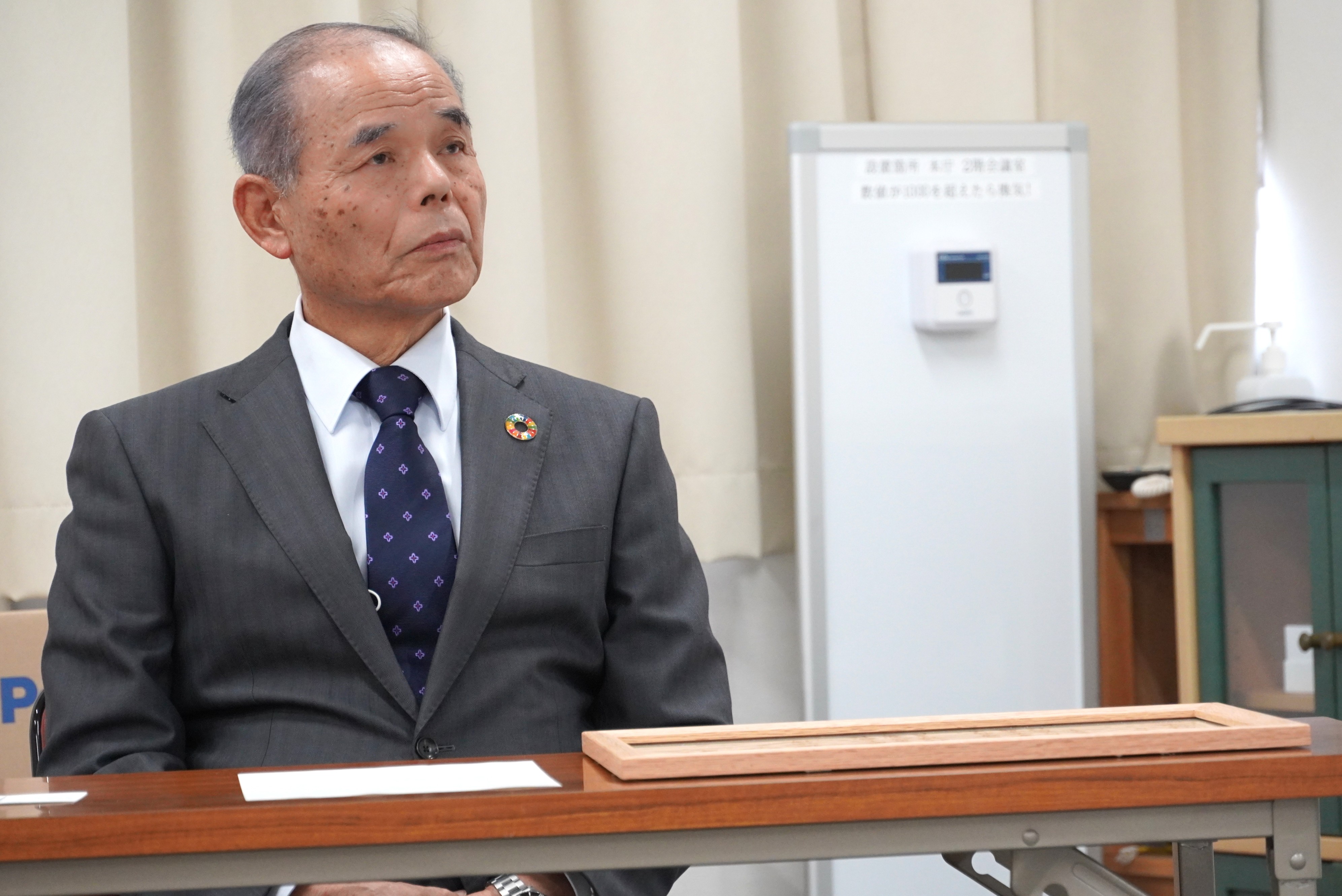 株式会社ジェイウィンから多額の寄附があり、感謝状を贈呈しました