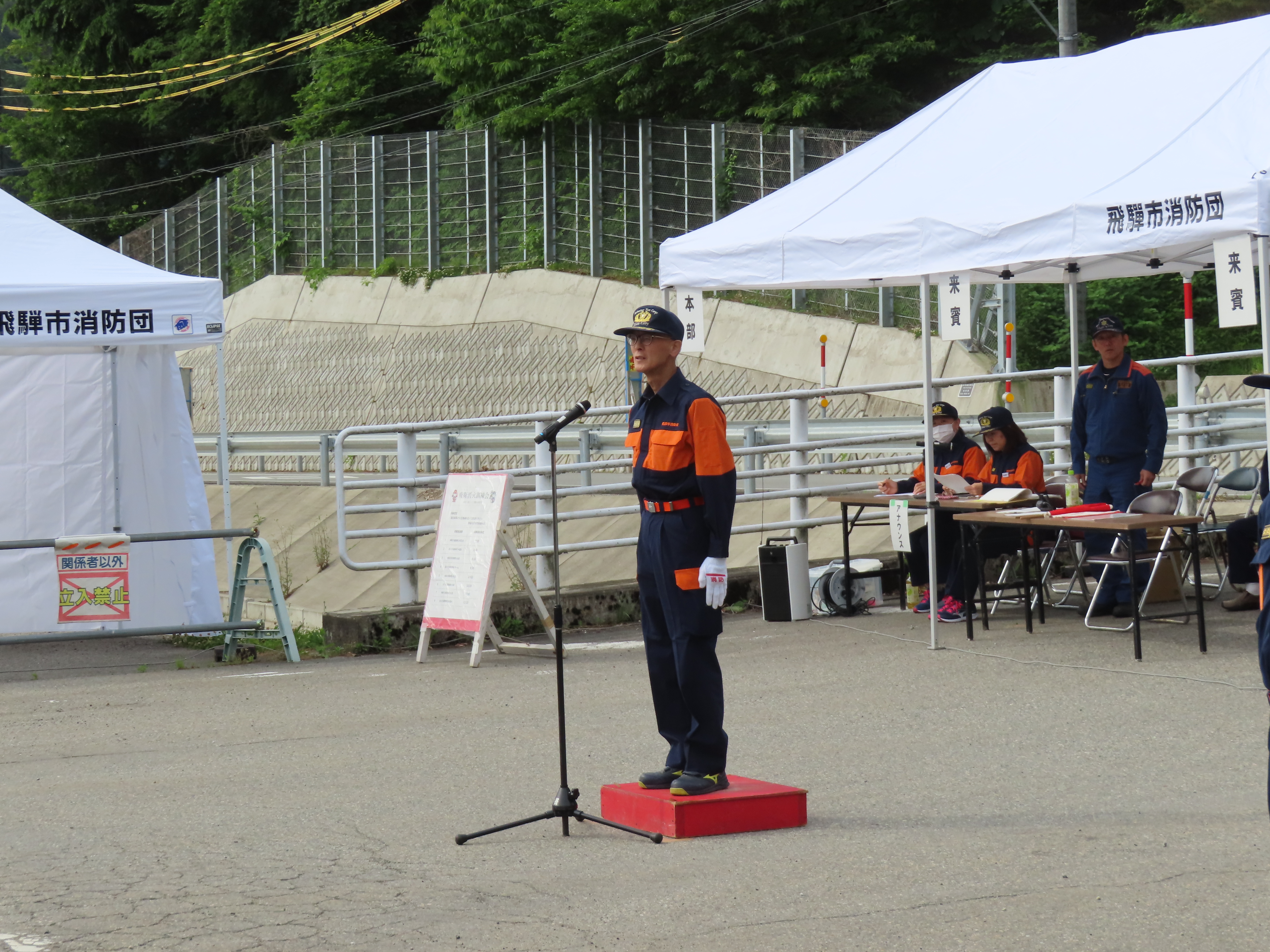 飛騨市消防団が消火技術の向上を目指し、飛衛消火訓練会を行いました