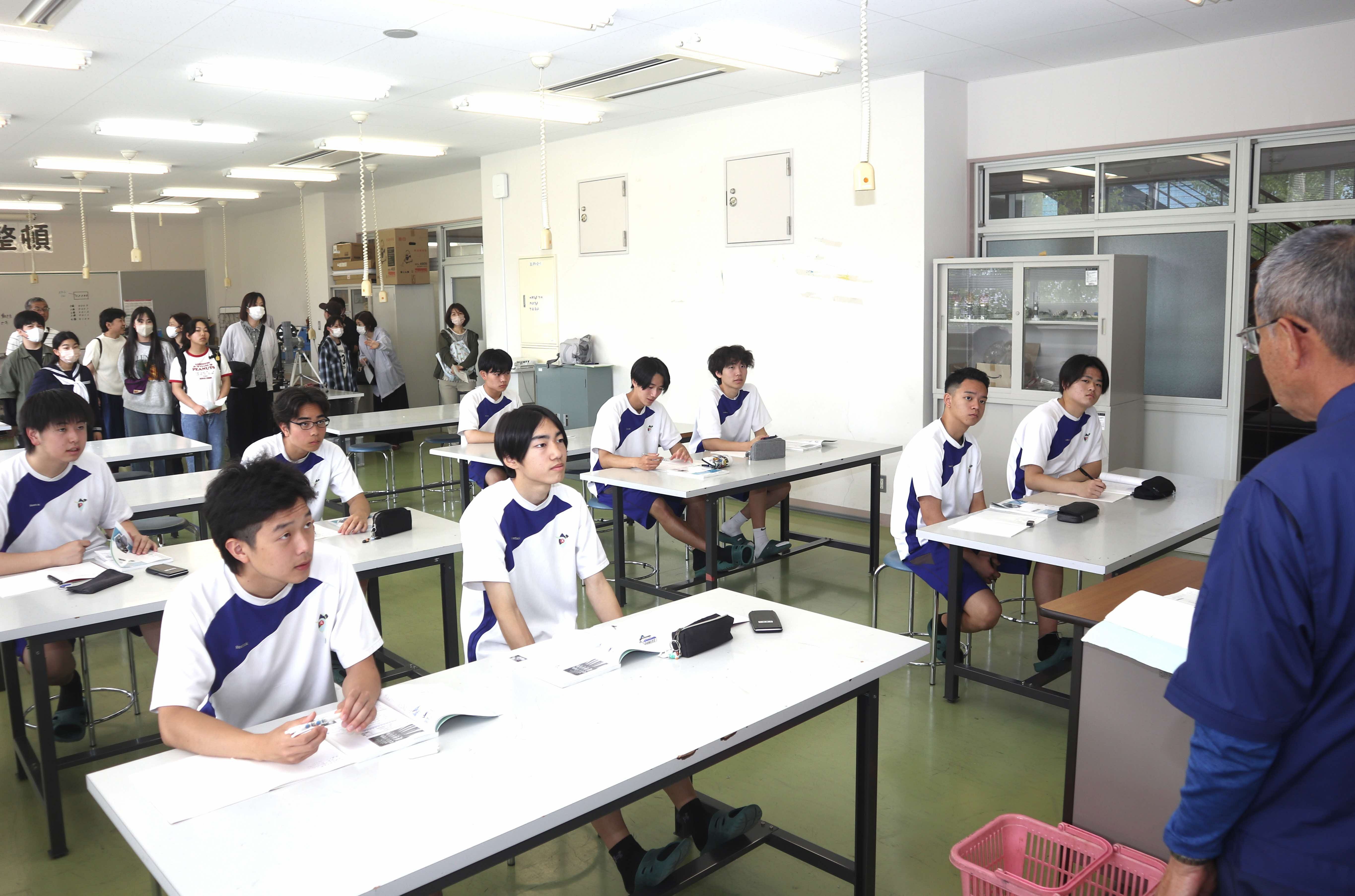 飛騨神岡高が一般公開日「OPEN!飛騨神」を開催