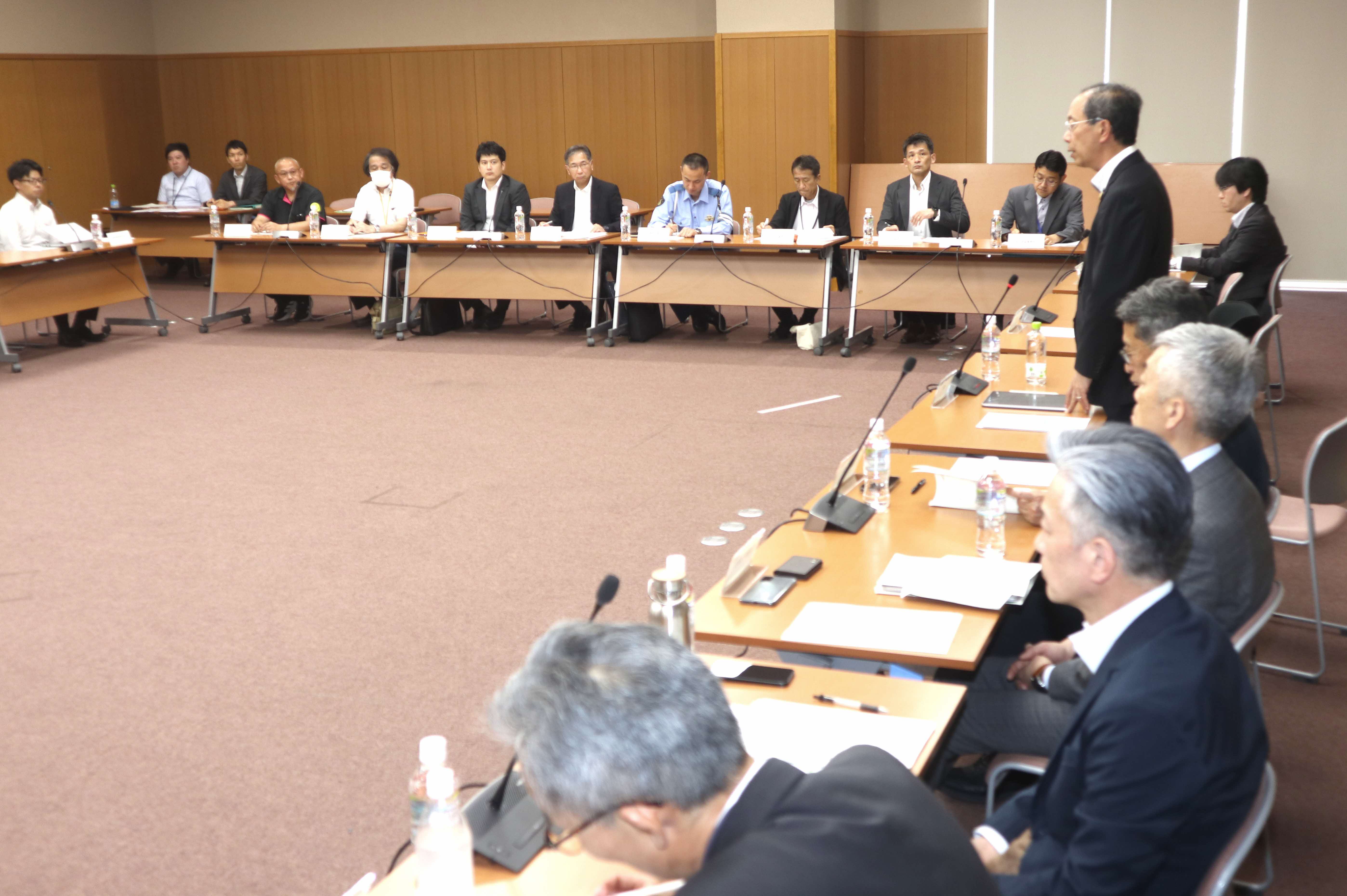 令和8年度の「第1回飛騨市公共交通会議」が開かれました